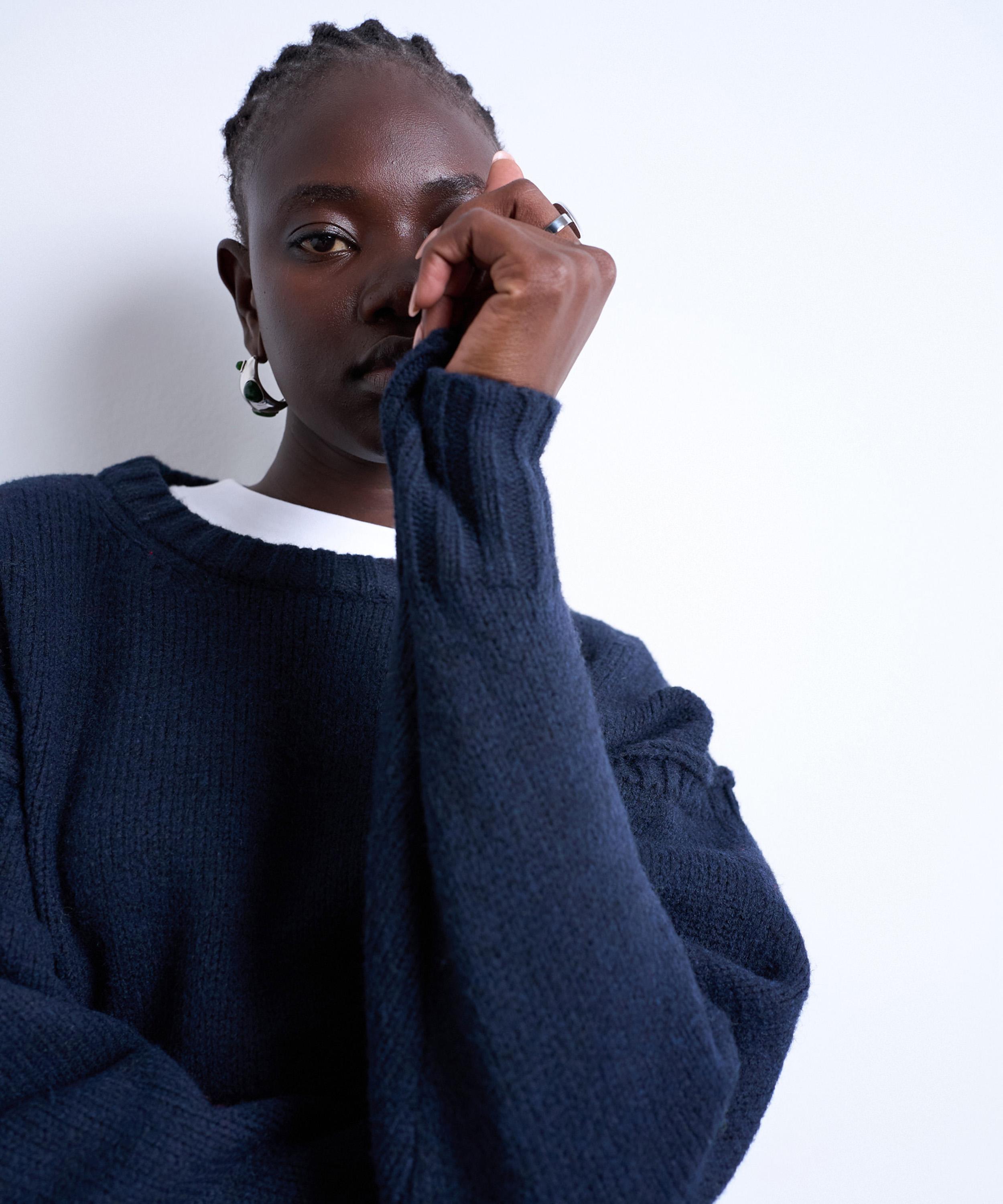 TOPSHOP - Navy Knitted Clean Exposed Seam Jumper image number 2