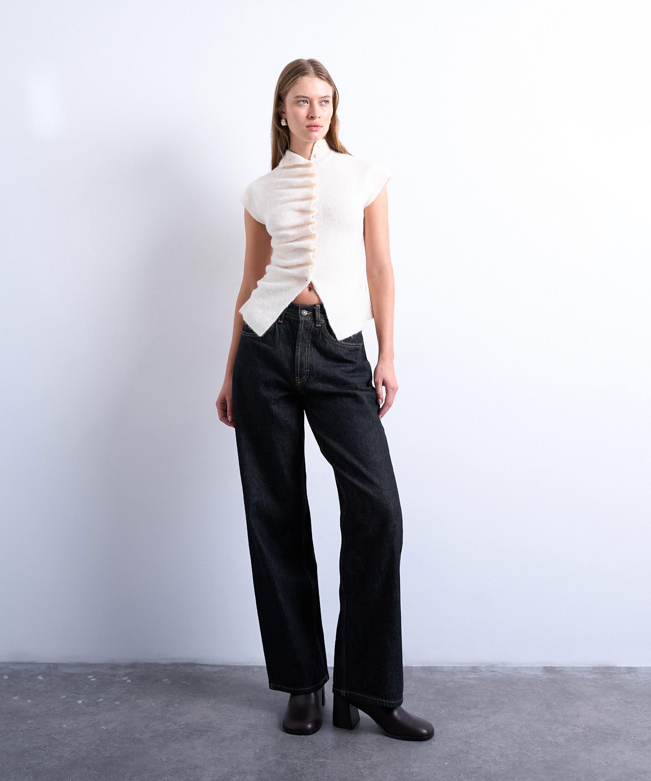TOPSHOP - Ivory Knitted Ruffle Button Top image number 2