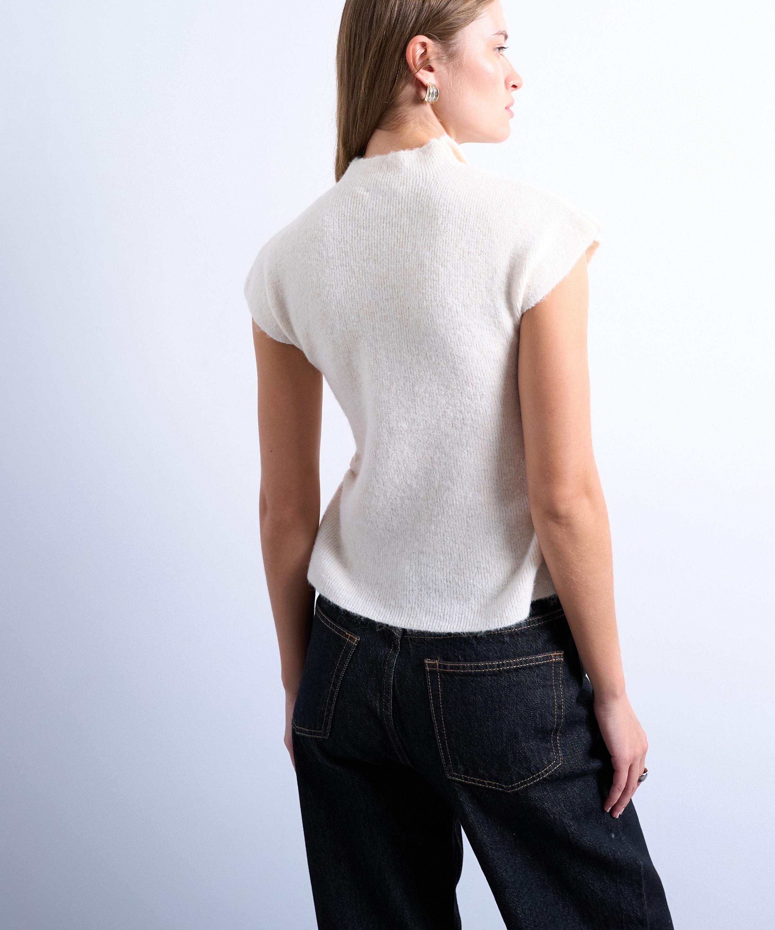 TOPSHOP - Ivory Knitted Ruffle Button Top image number 3