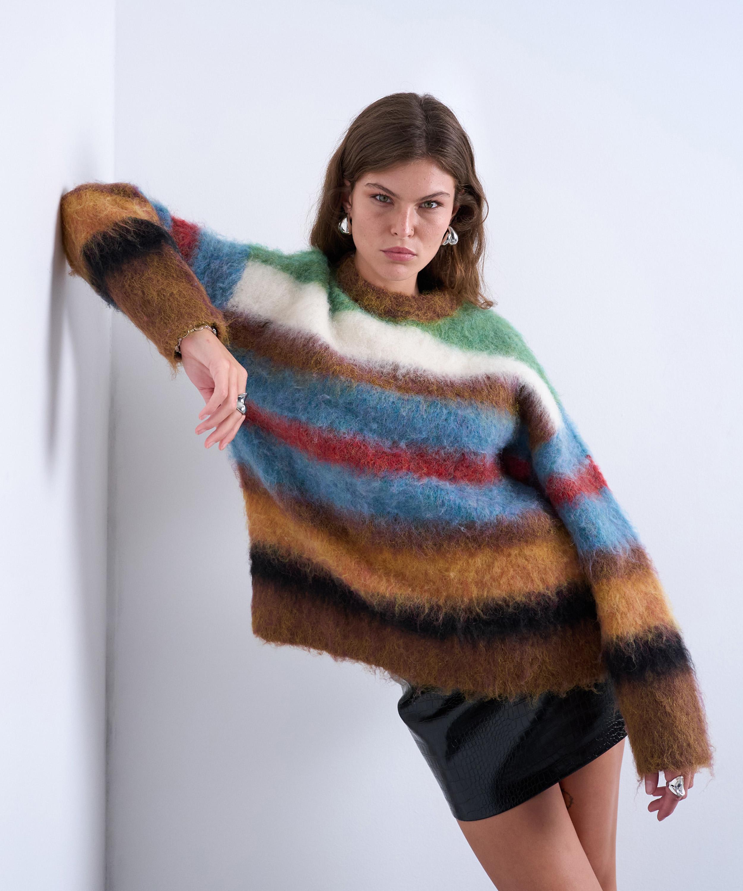 TOPSHOP - Knitted Fluffy Stripe Jumper image number 0