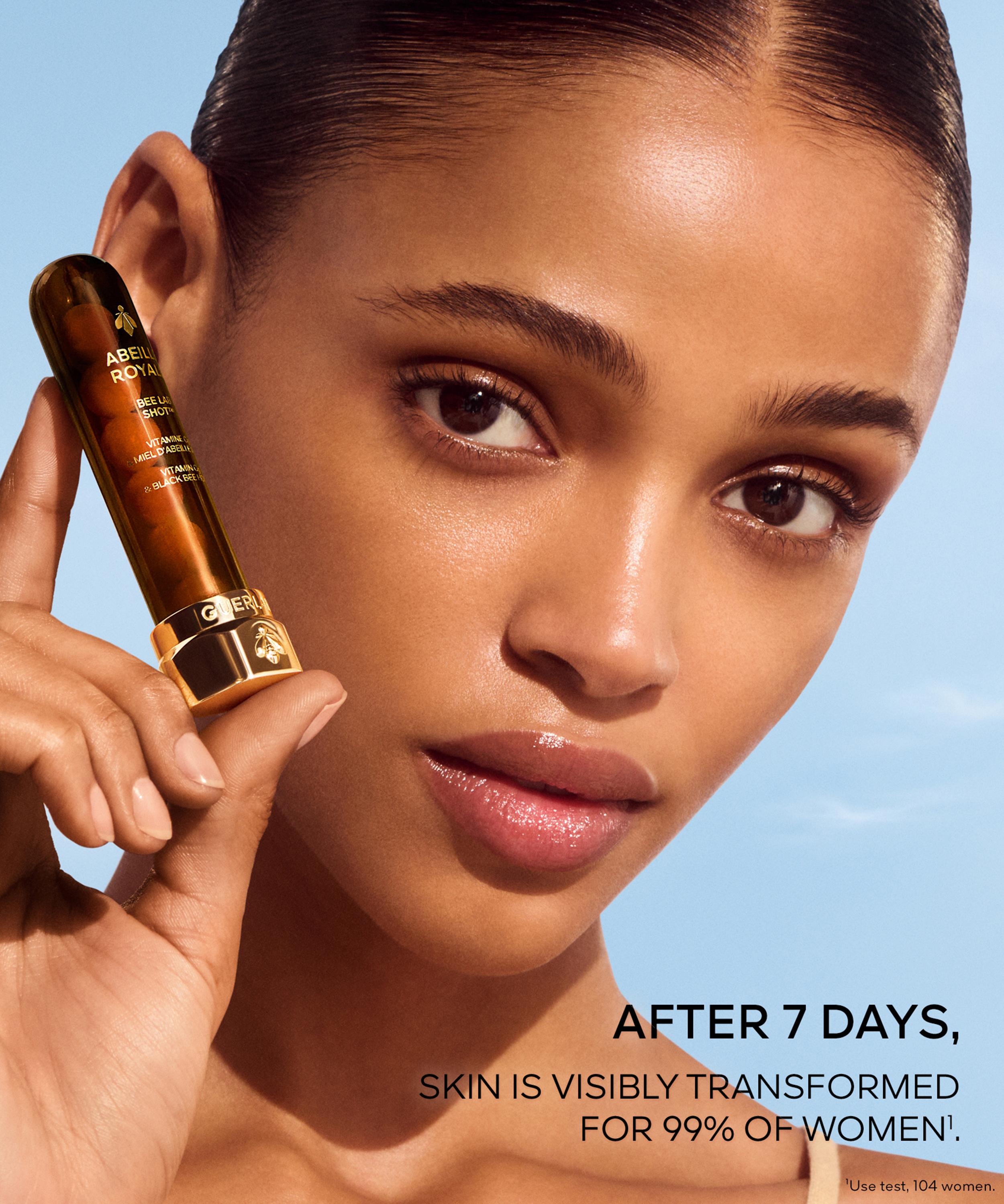 Guerlain - Abeille Royale Bee Lab Shot™ image number 3