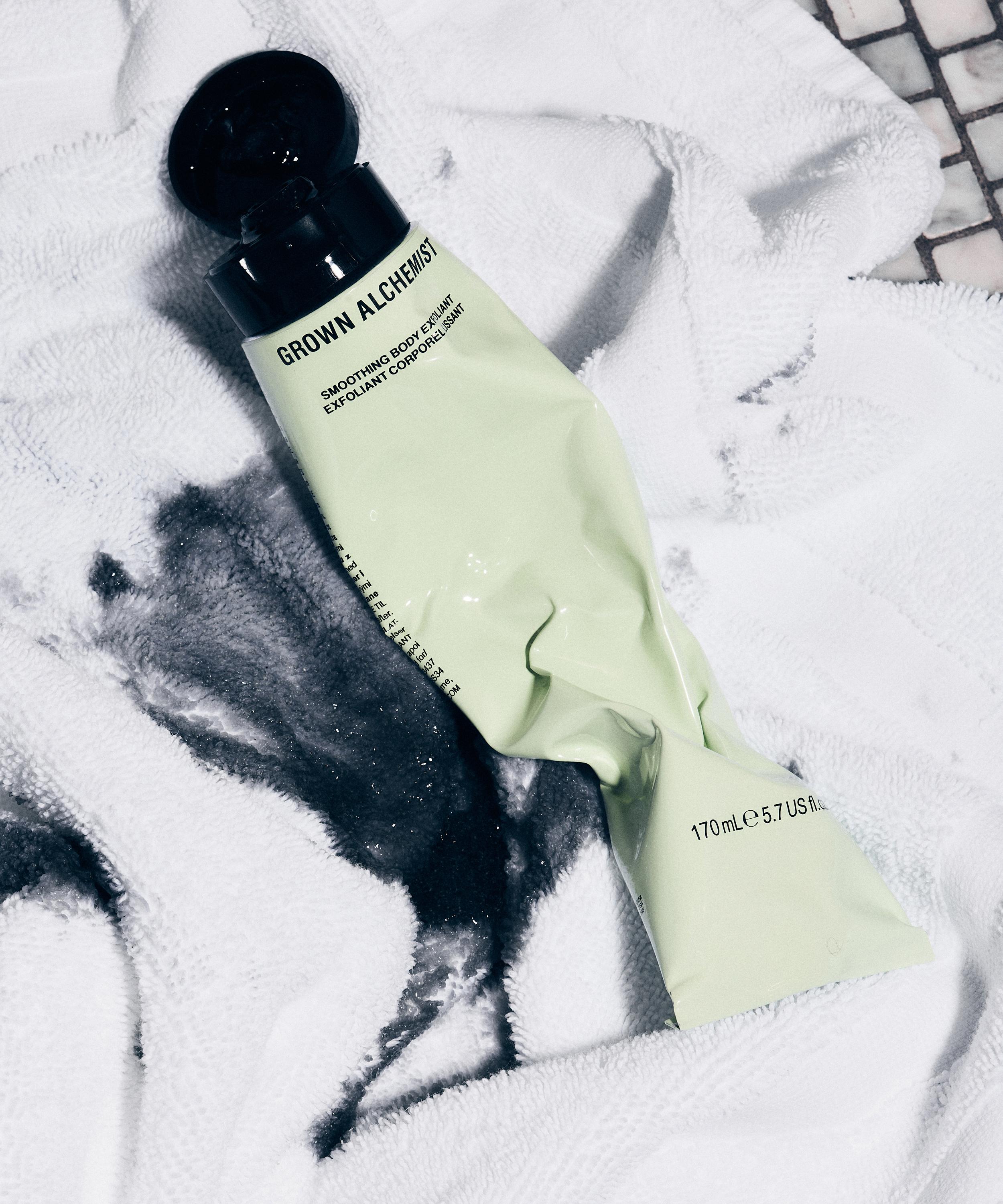 Grown Alchemist - Smoothing Body Exfoliant 170ml image number 2