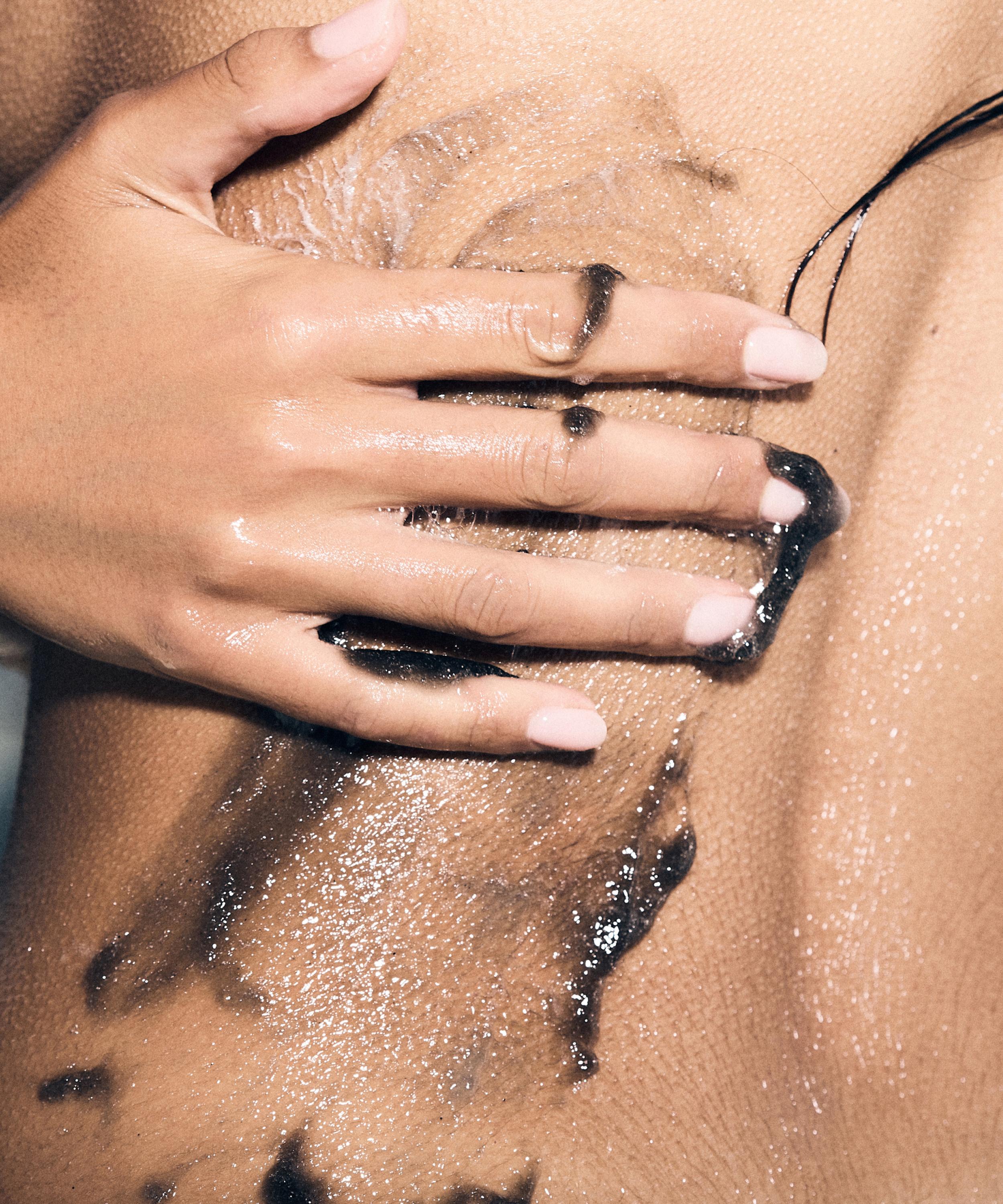 Grown Alchemist - Smoothing Body Exfoliant 170ml image number 3