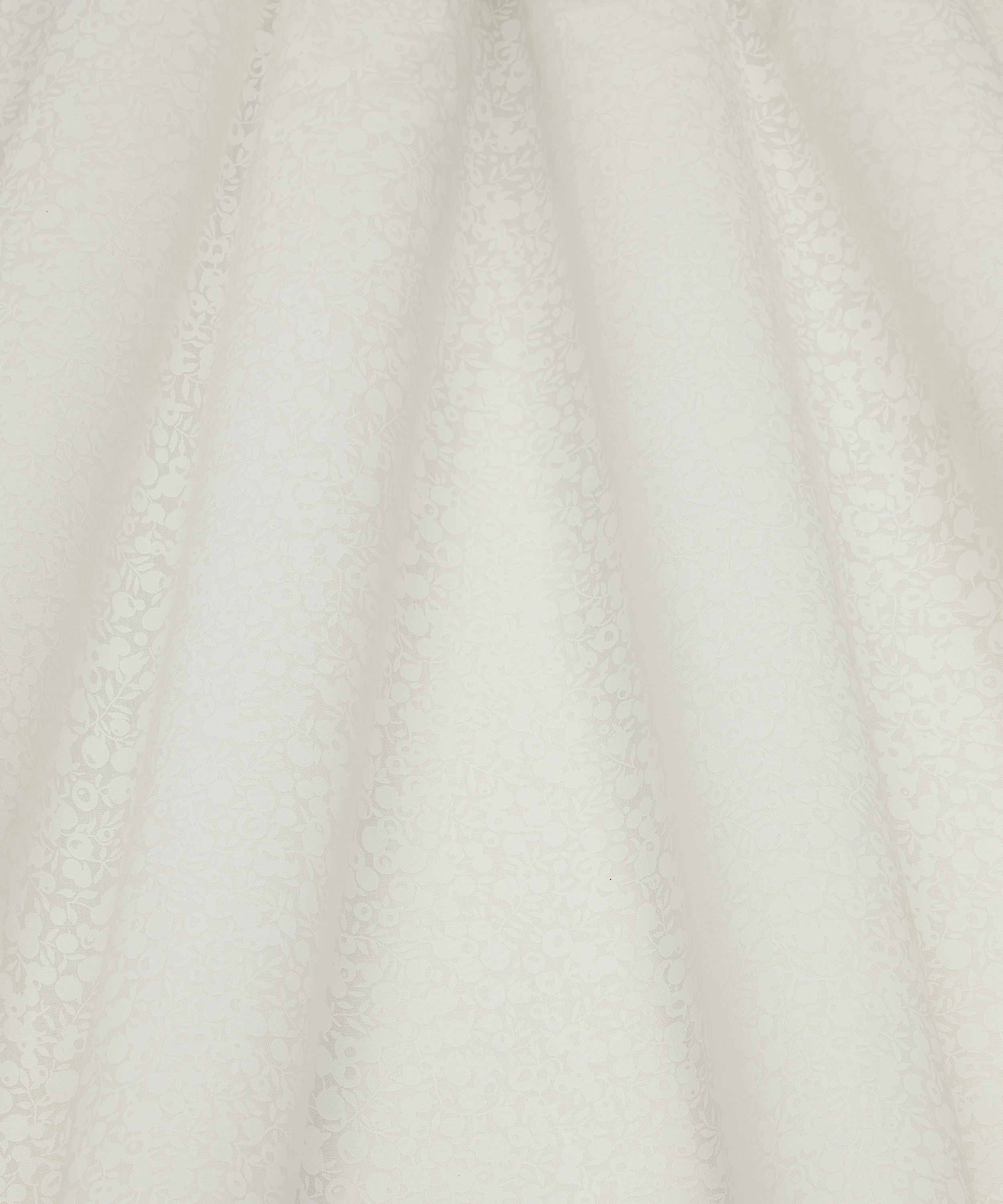 Liberty Fabrics - Wiltshire Shadow Lasenby Quilting Cotton image number 2