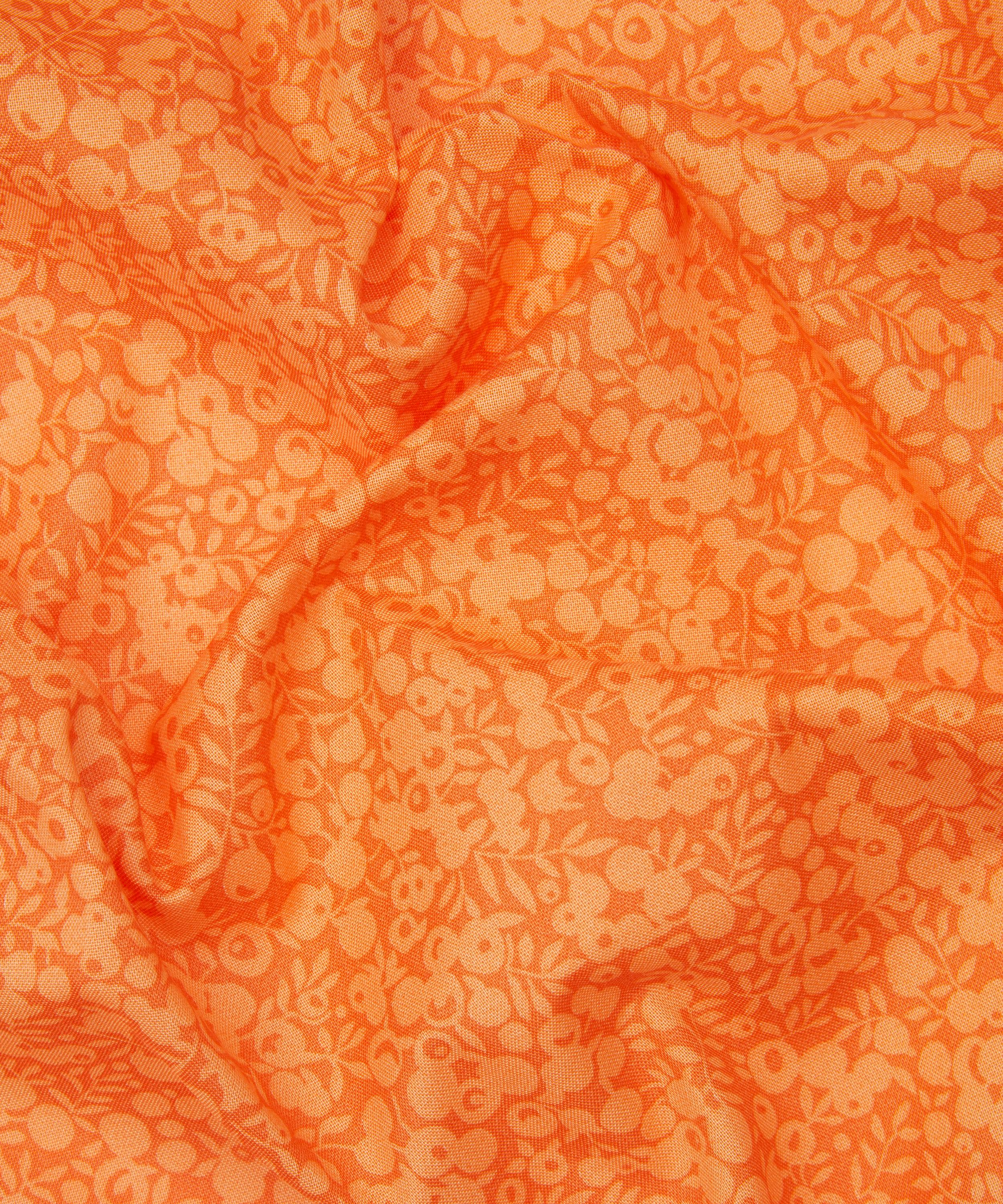 Liberty Fabrics - Wiltshire Shadow Lasenby Quilting Cotton image number 3