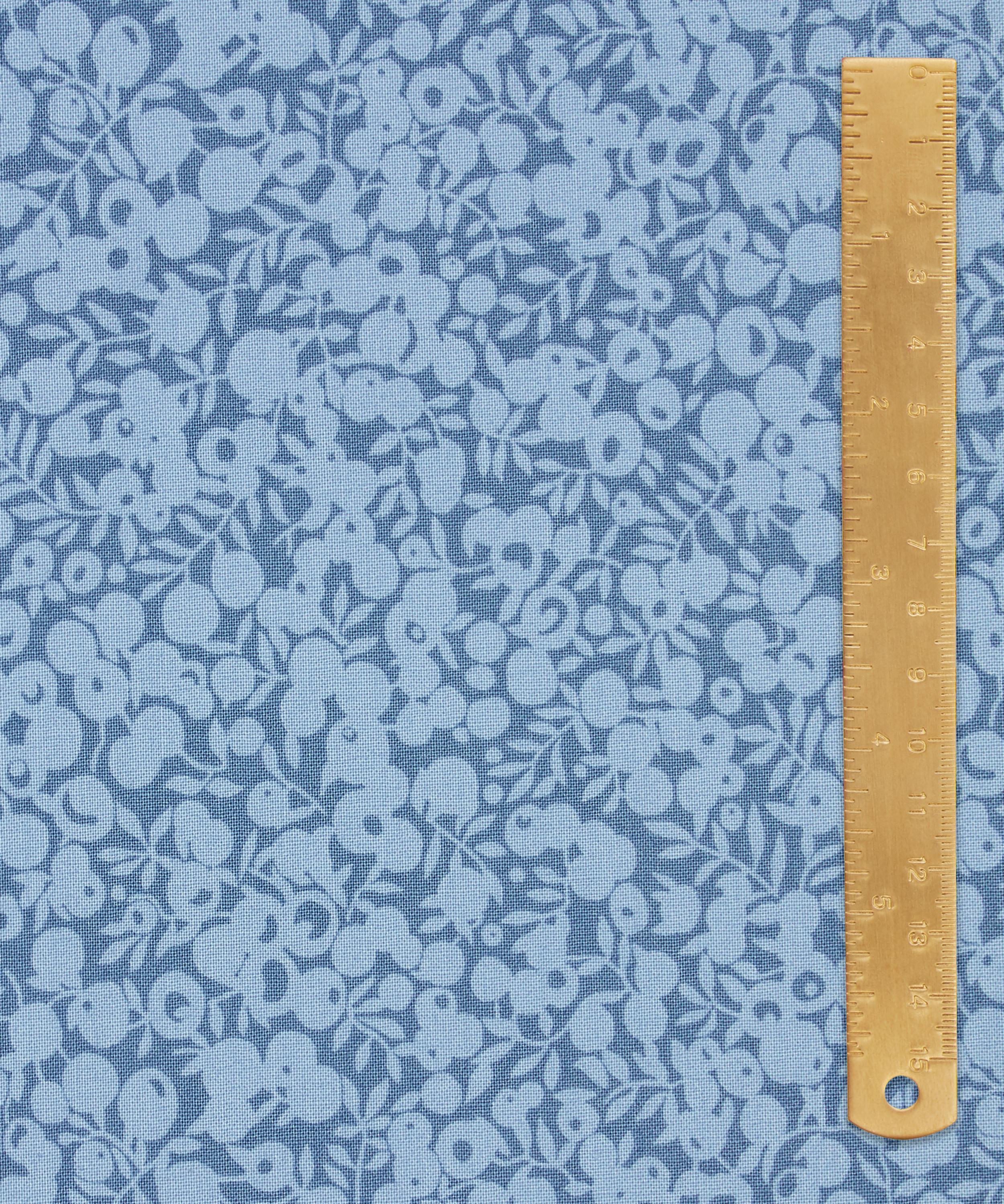 Liberty Fabrics - Wiltshire Shadow Lasenby Quilting Cotton image number 4