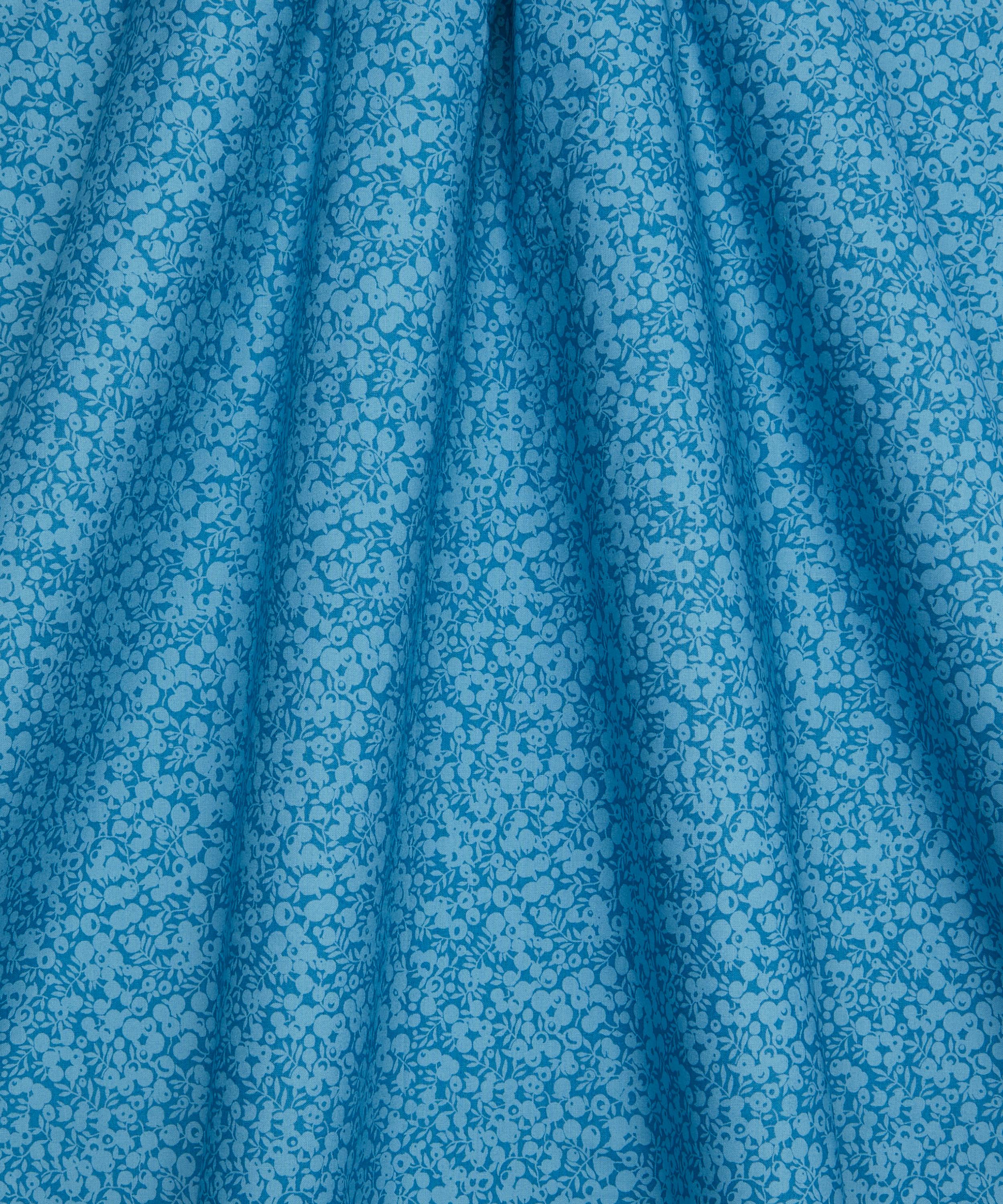 Liberty Fabrics - Wiltshire Shadow Lasenby Quilting Cotton image number 2