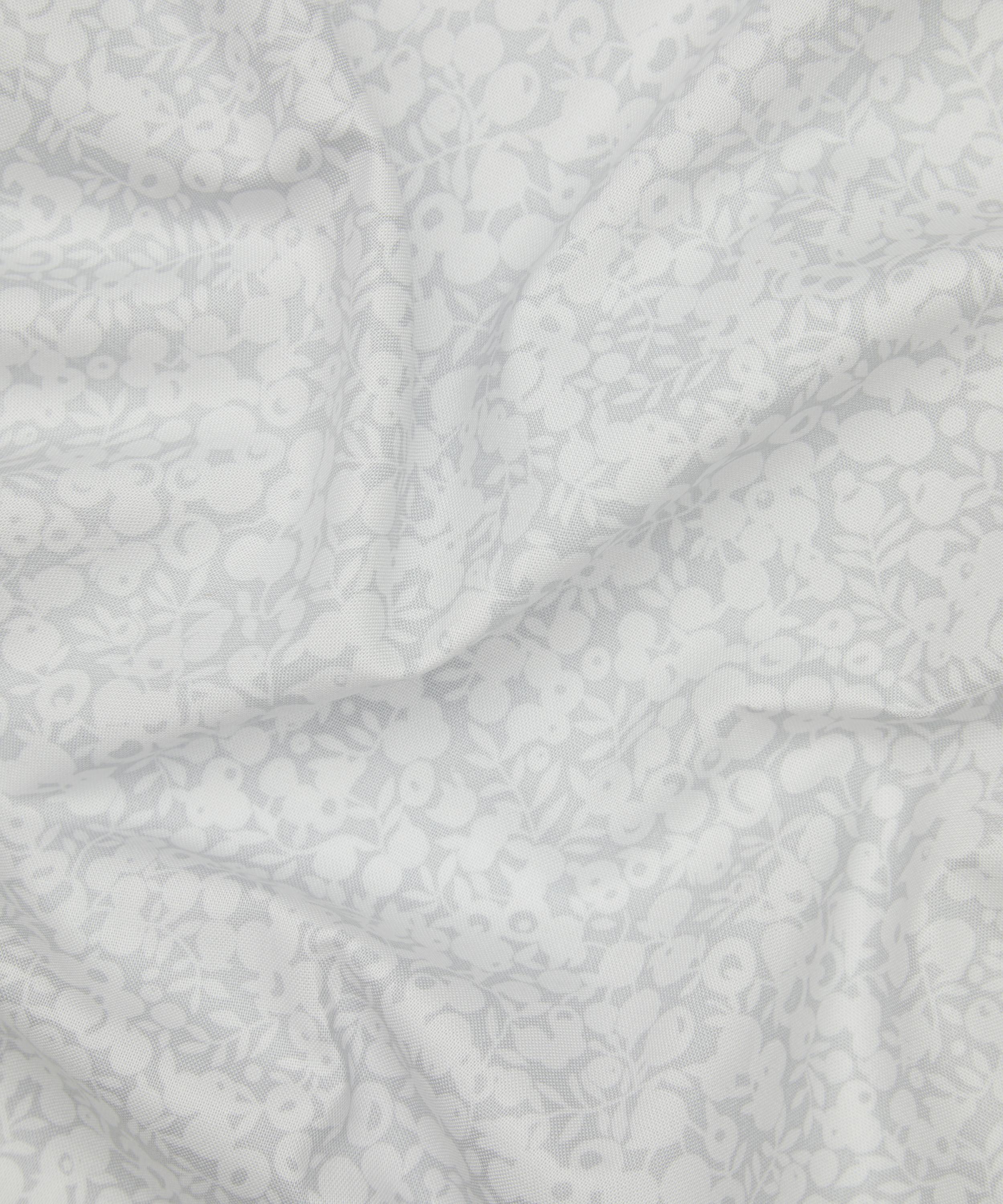 Liberty Fabrics - Wiltshire Shadow Lasenby Quilting Cotton image number 3