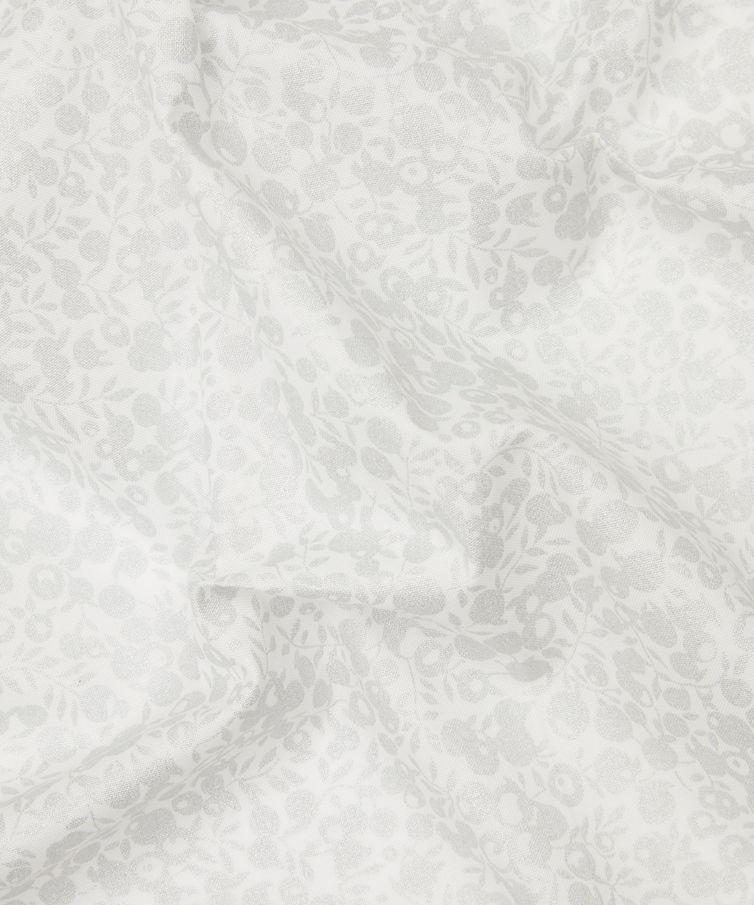 Liberty Fabrics - Wiltshire Shadow Lasenby Quilting Cotton image number 3