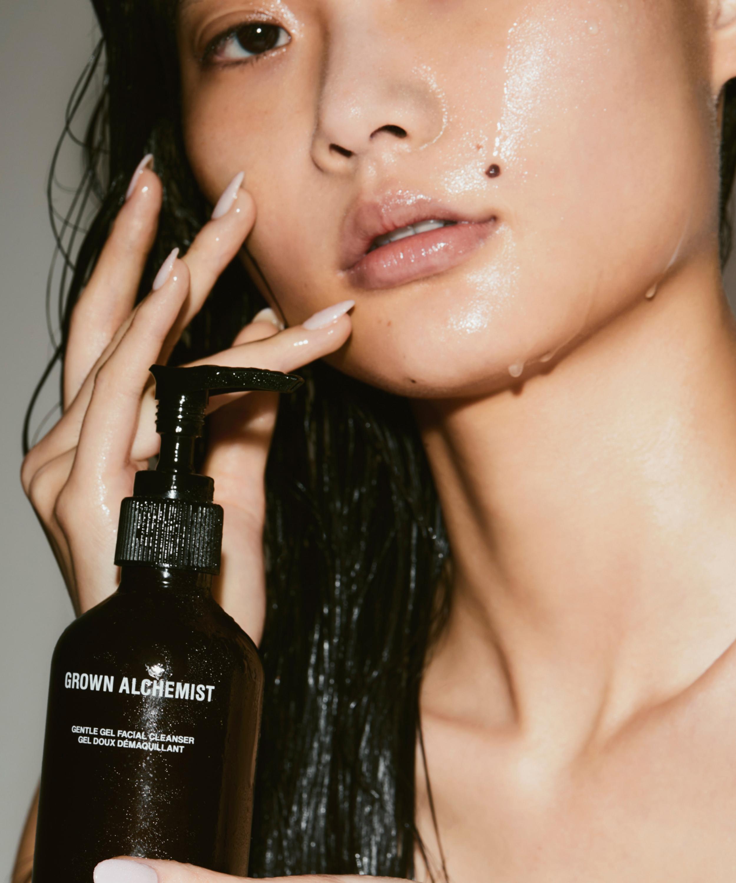Grown Alchemist - Gentle Gel Facial Cleanser 200ml image number 4