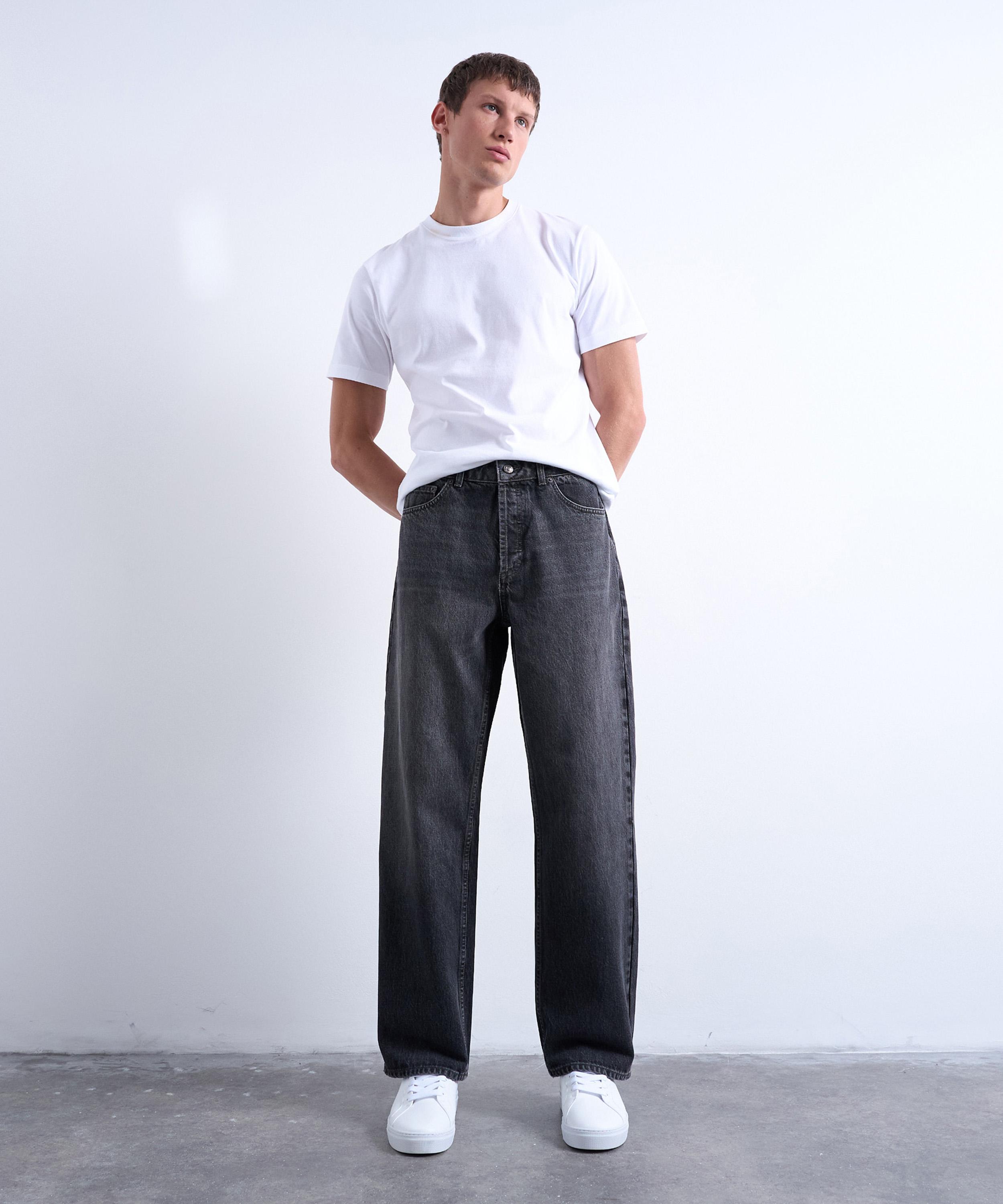 TOPMAN - Black Rigid Baggy Jeans image number 0