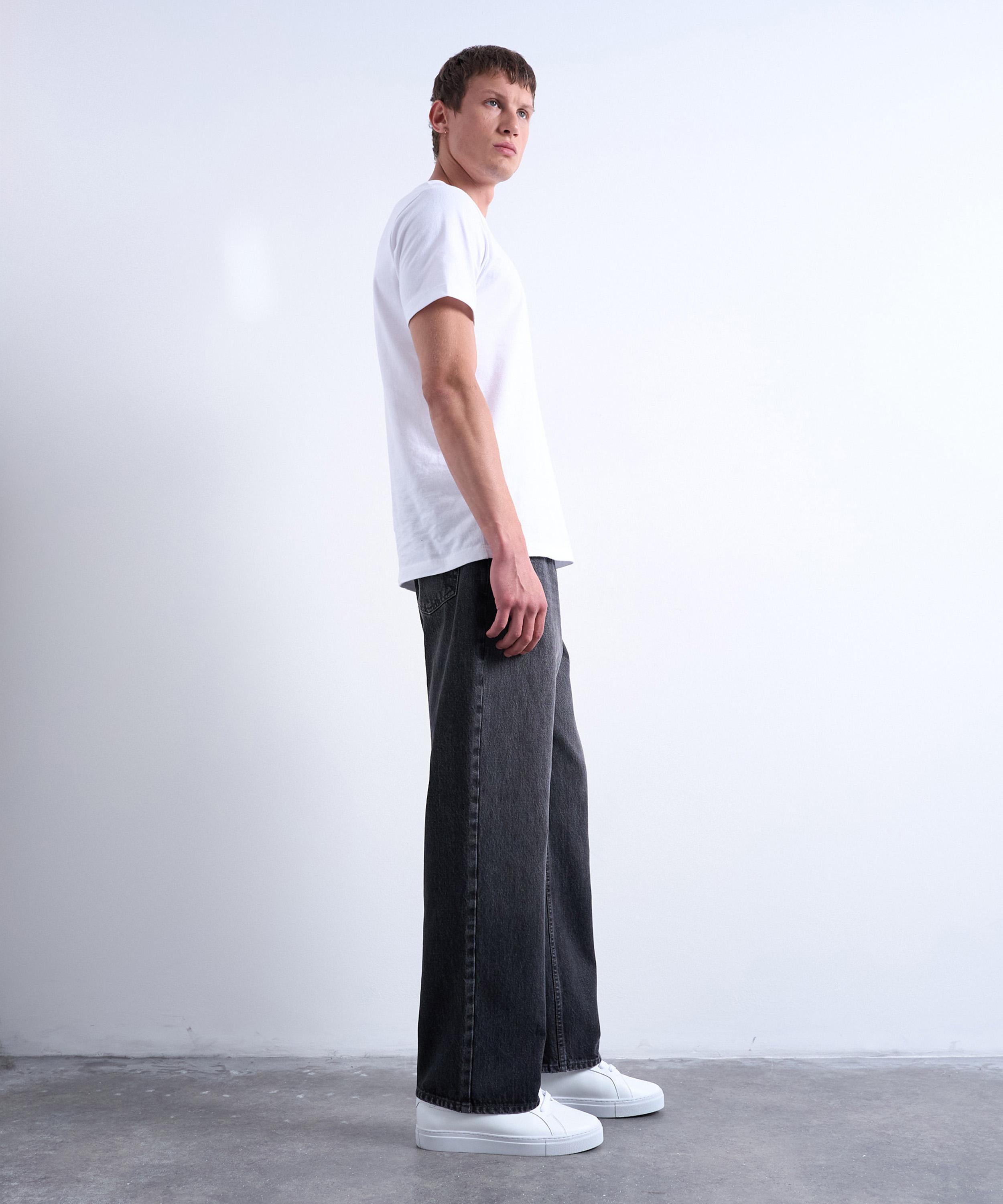 TOPMAN - Black Rigid Baggy Jeans image number 1