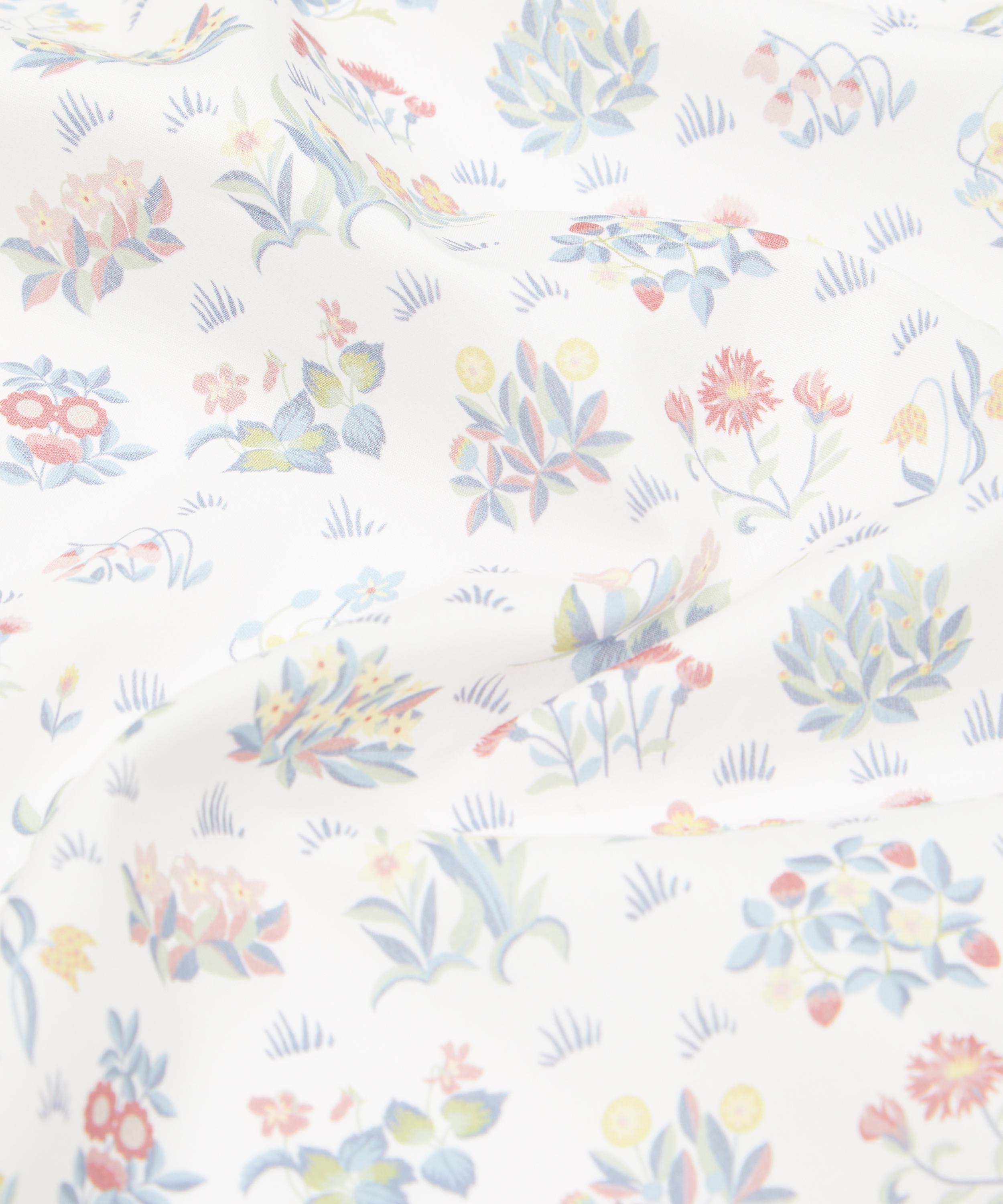 Liberty Fabrics - June Garden Tana Lawn Cotton™ image number 3