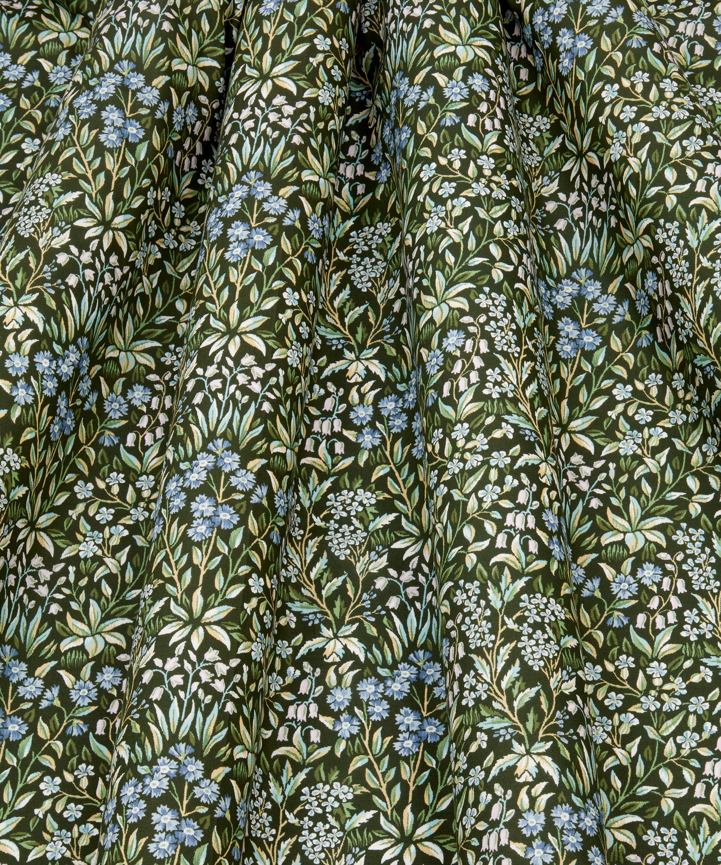 Liberty Fabrics - Bluebell Tapestry Tana Lawn Cotton™ image number 2