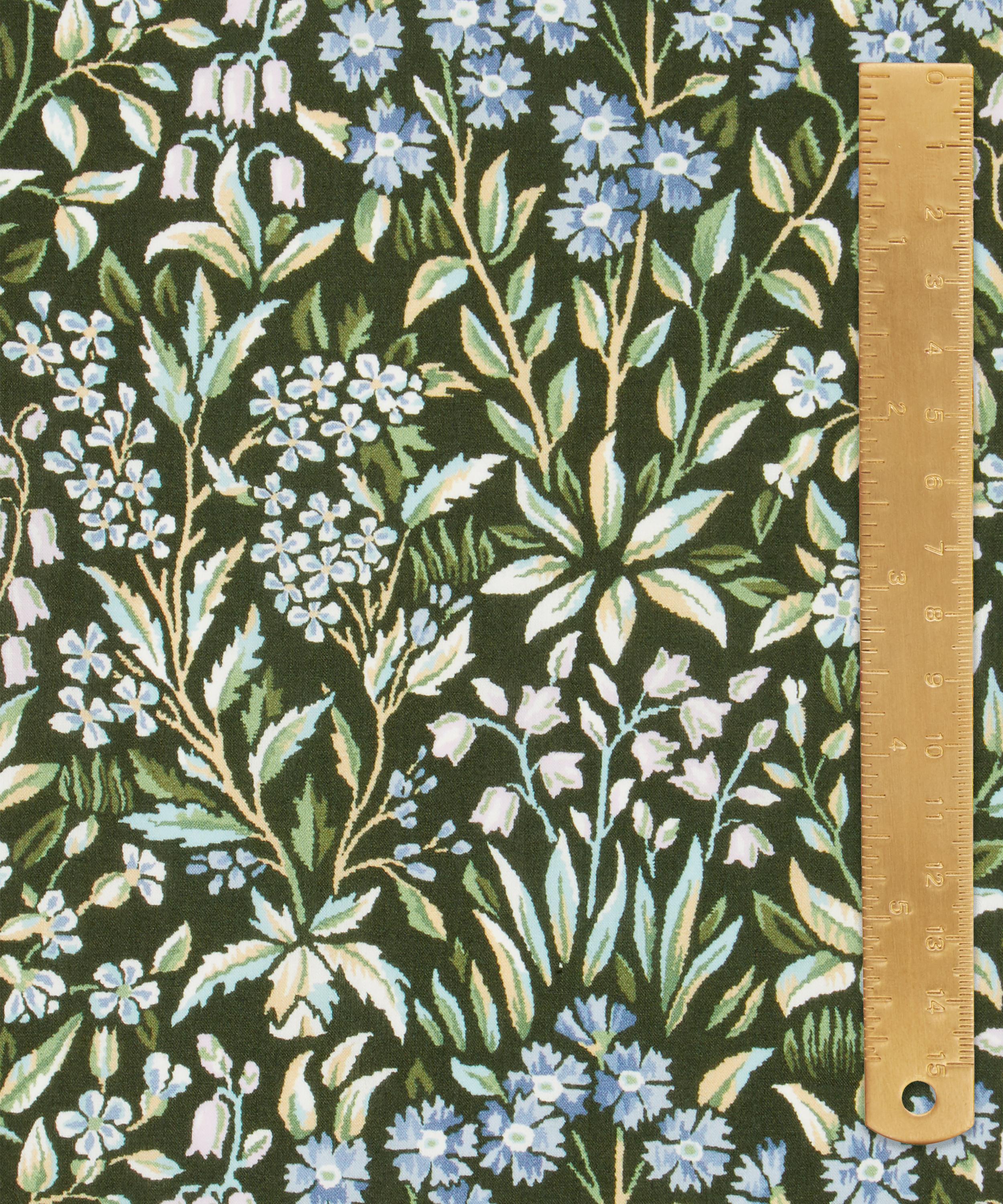 Liberty Fabrics - Bluebell Tapestry Tana Lawn Cotton™ image number 4