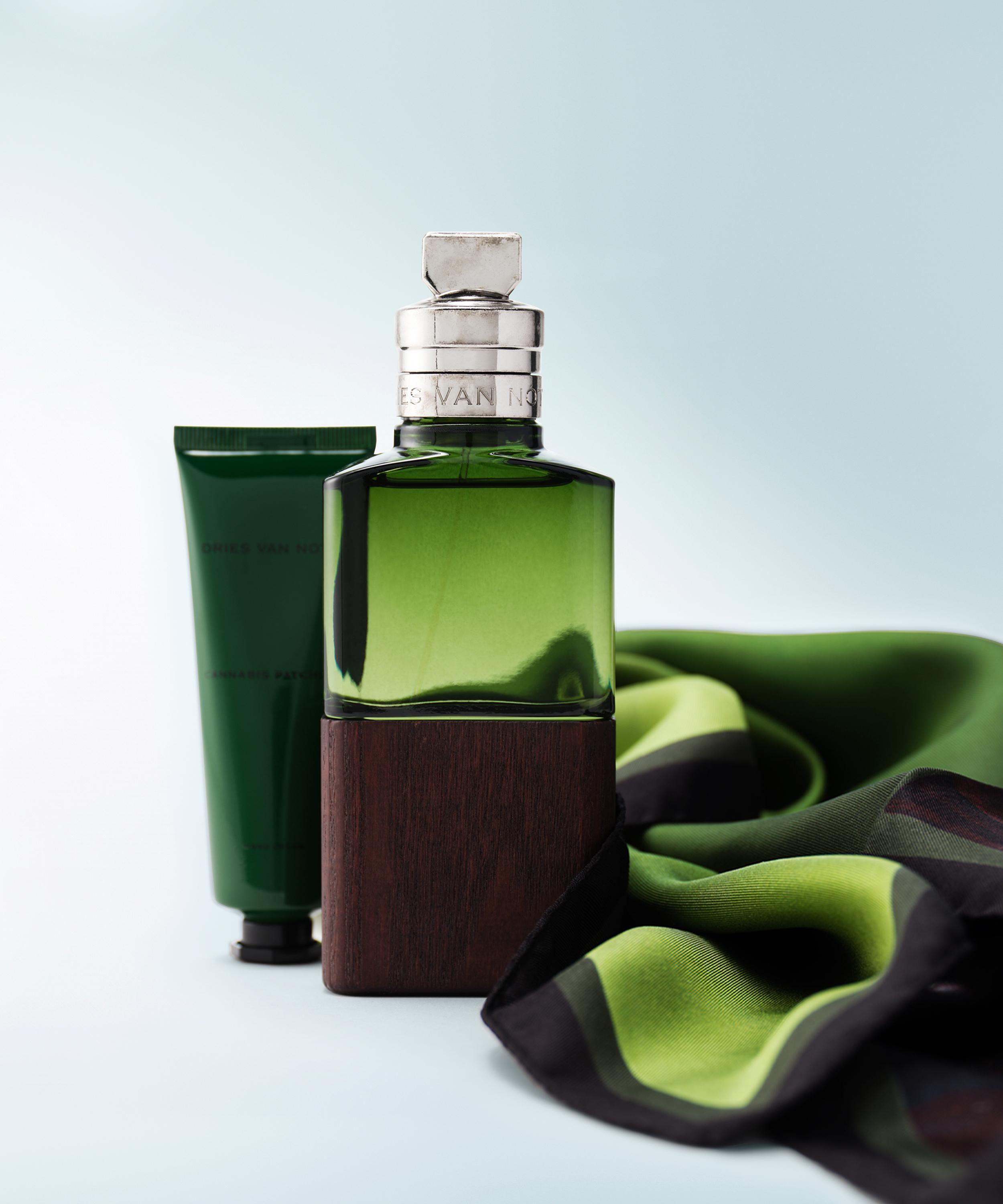 Dries Van Noten - Foulard Cannabis Patchouli Silk Scarf image number 2