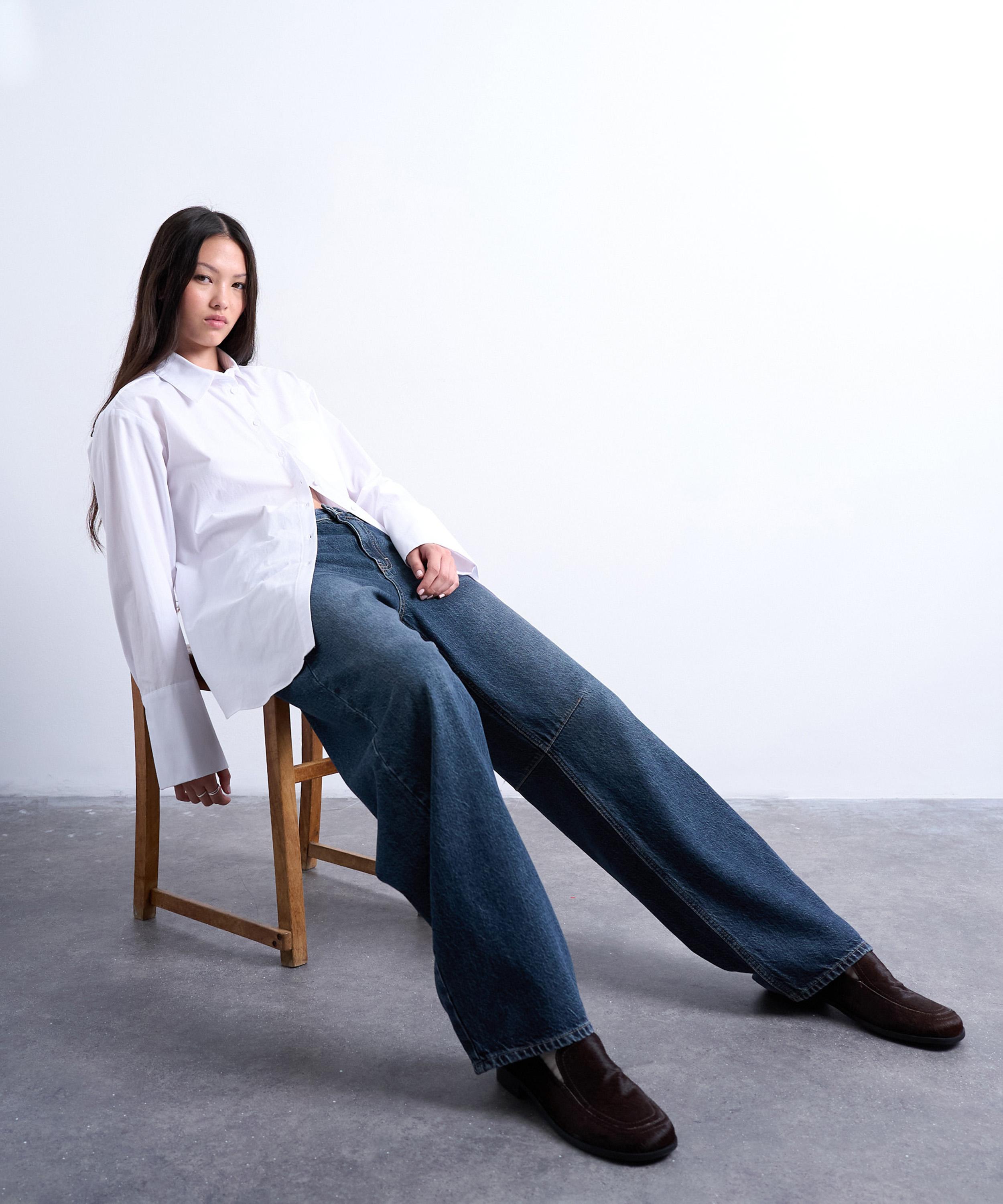 TOPSHOP - White Oversized Cinched Poplin Shirt image number 2