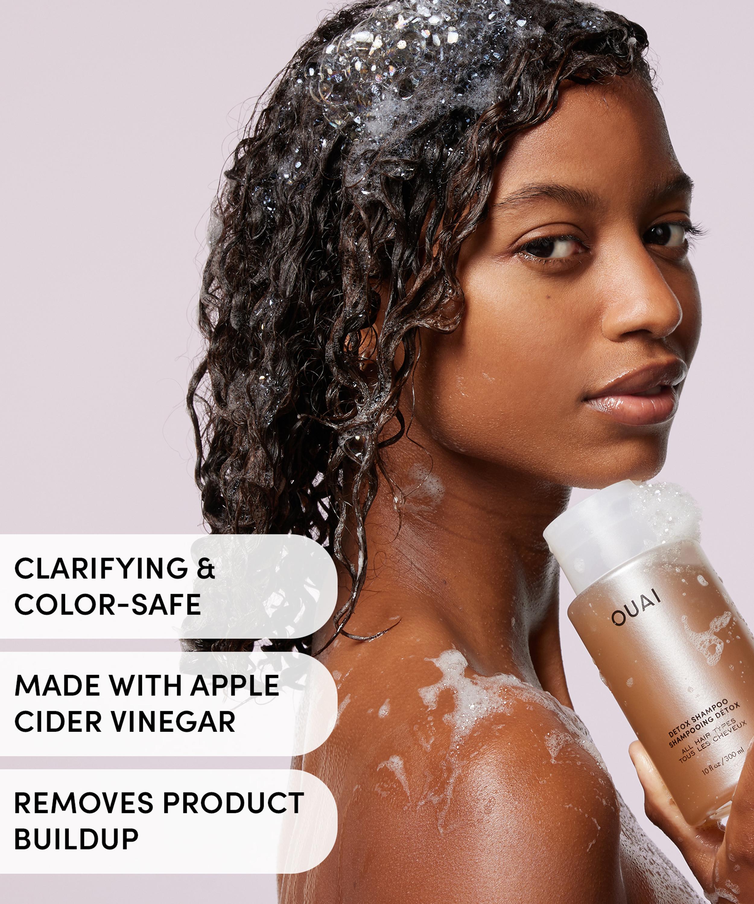 OUAI - Merry on Melrose Holiday Kit image number 3