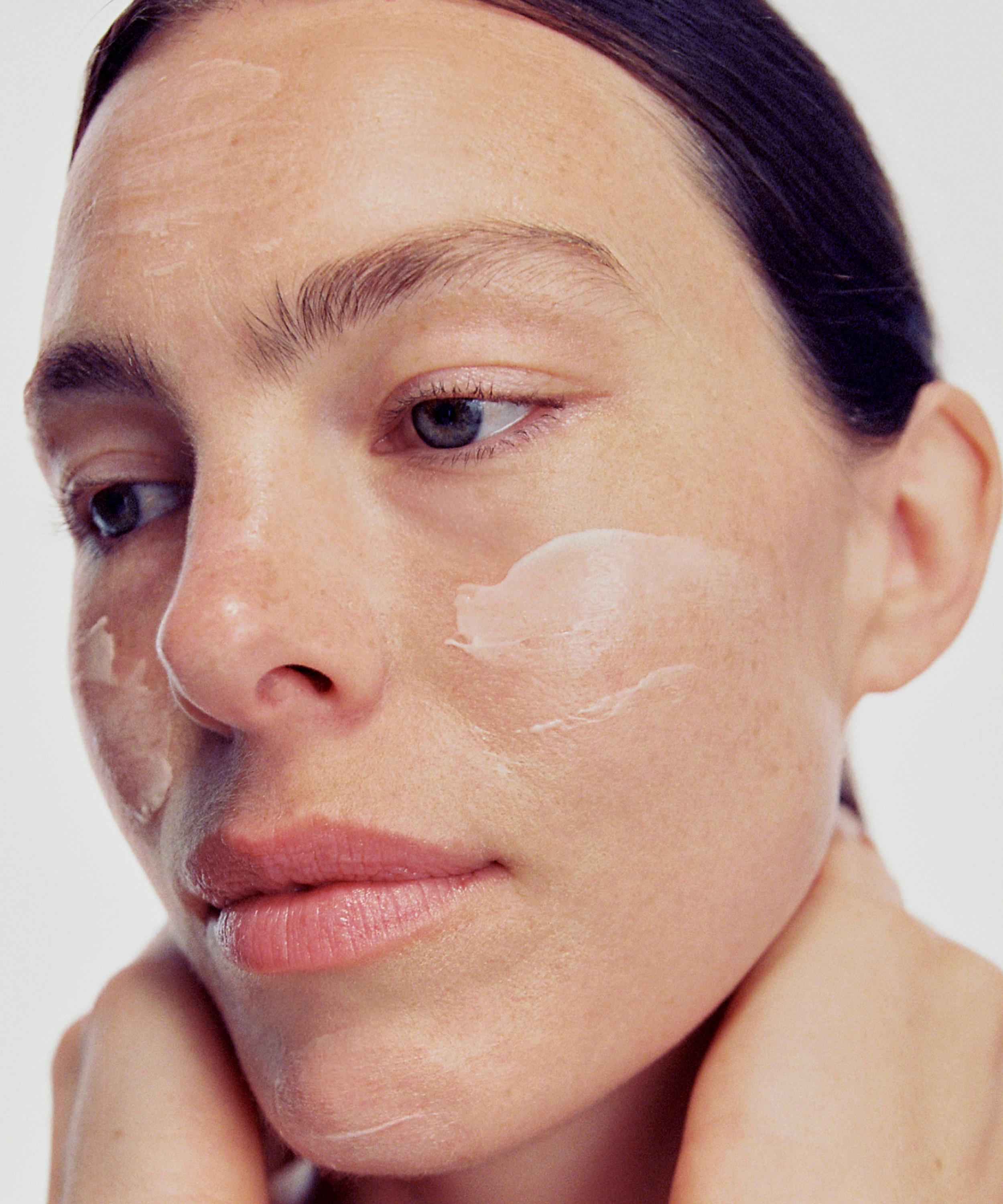 Emma Lewisham - The Essentials Limited Edition Set image number 4