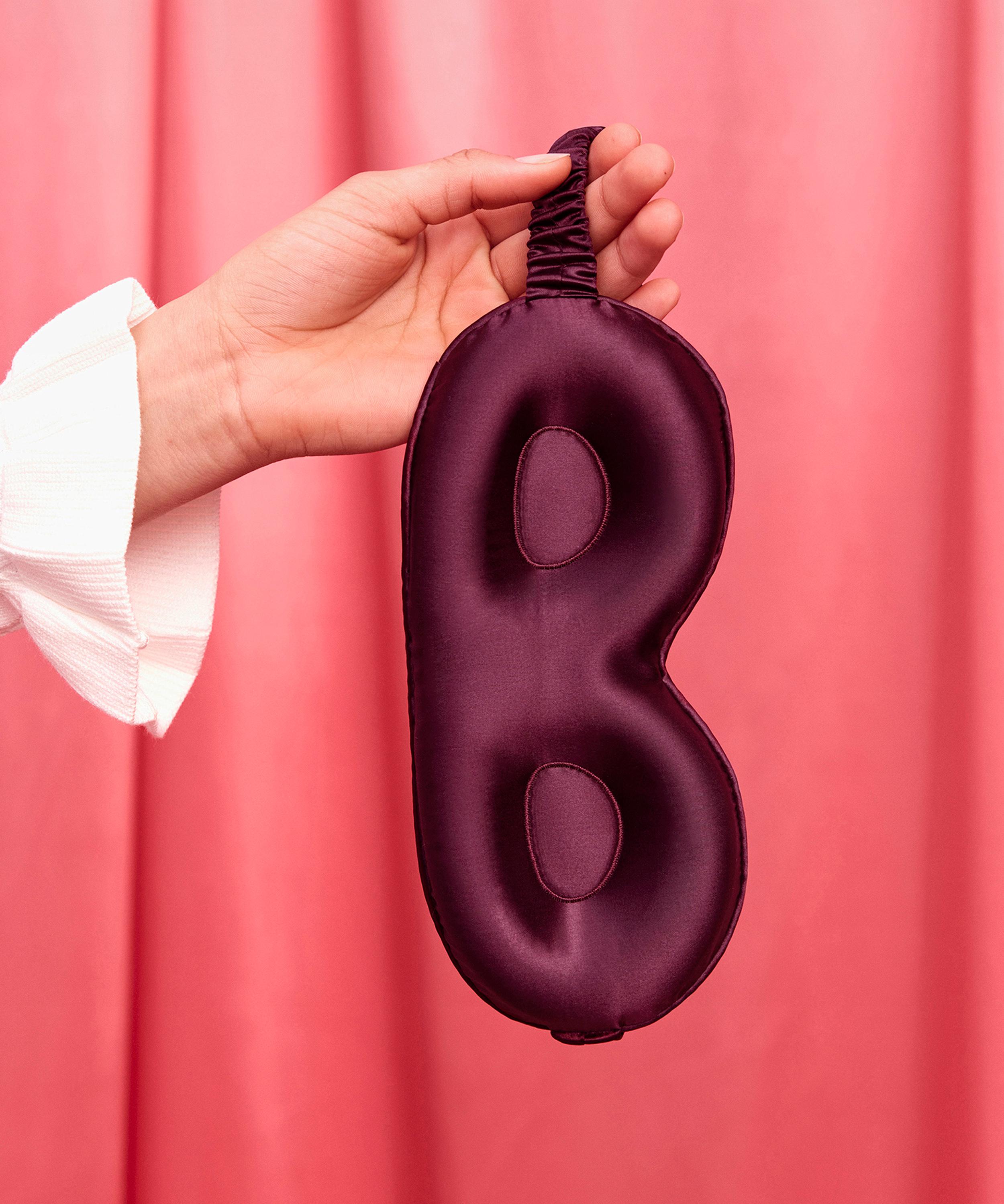 Slip - Crimson Contour Sleep Mask image number 4