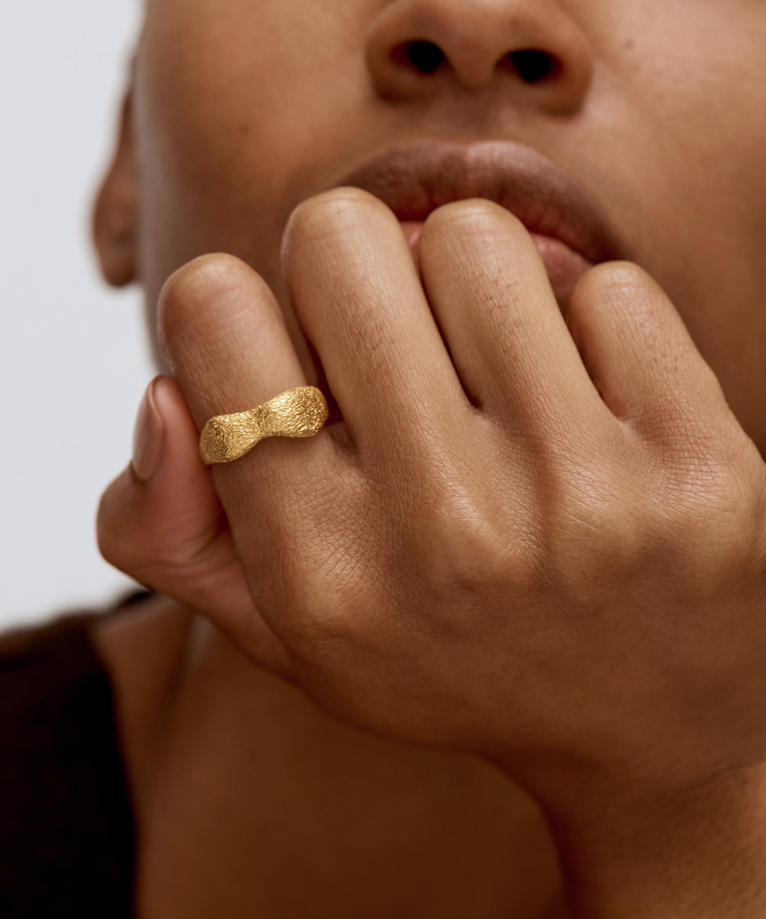 Monica Vinader - 18ct Gold-Plated Vermeil Silver Antica Bold Textured Ring image number 1