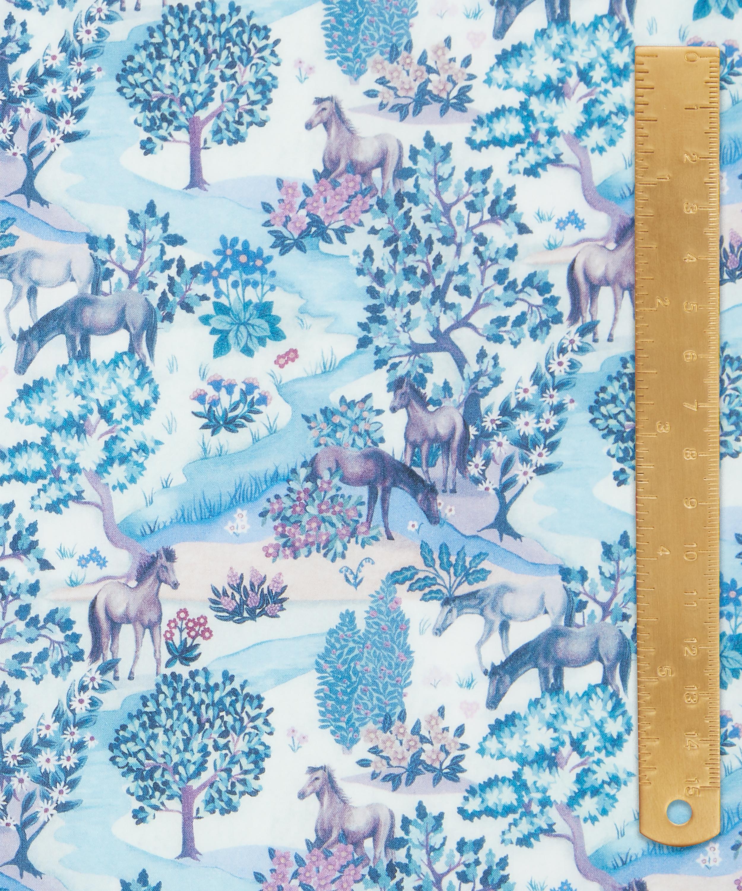 Liberty Fabrics - Grasslands Tana Lawn&trade; Cotton image number 4
