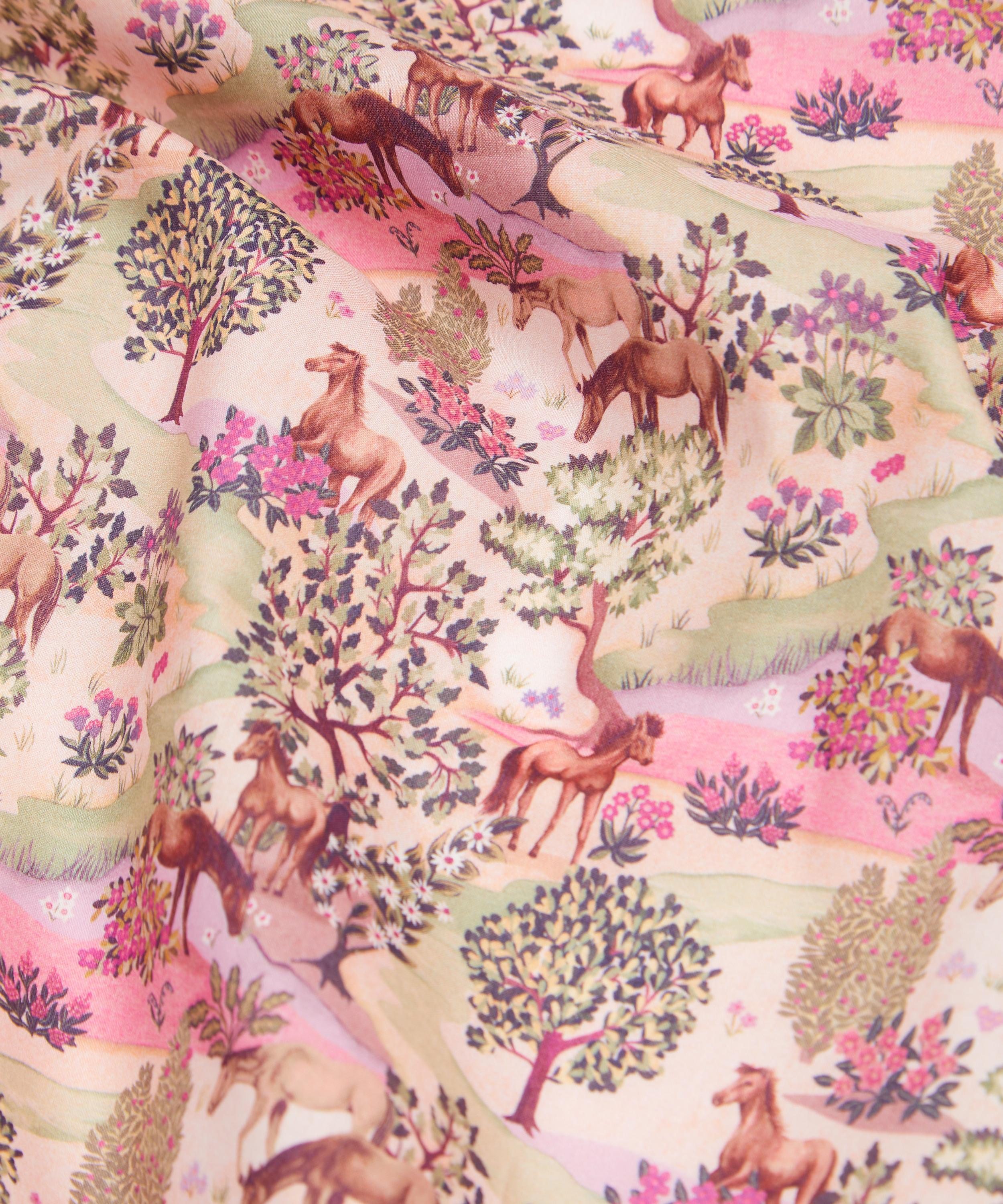 Liberty Fabrics - Grasslands Tana Lawn&trade; Cotton image number 3