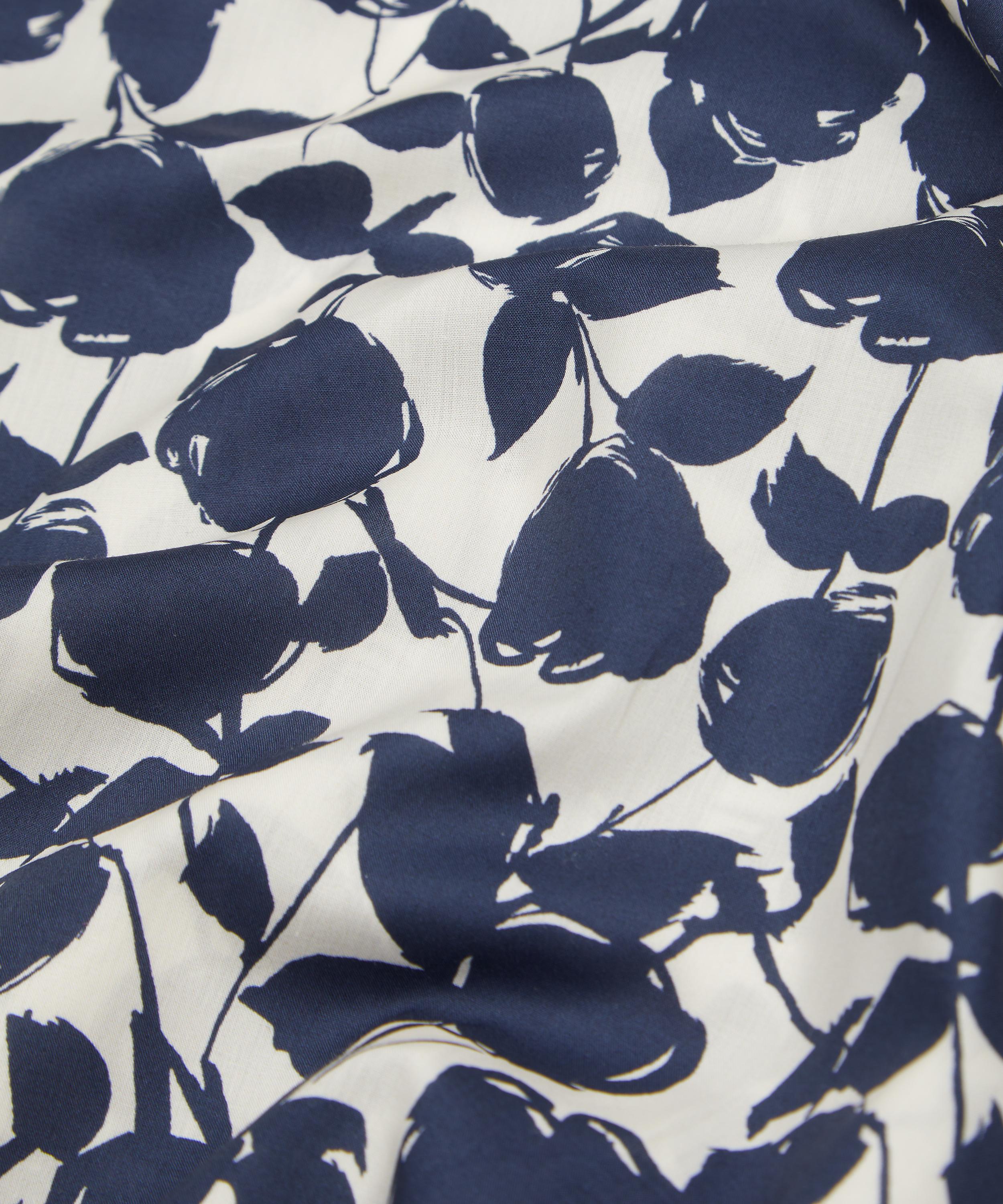 Liberty Fabrics - Ember Rose Tana Lawn&trade; Cotton image number 3