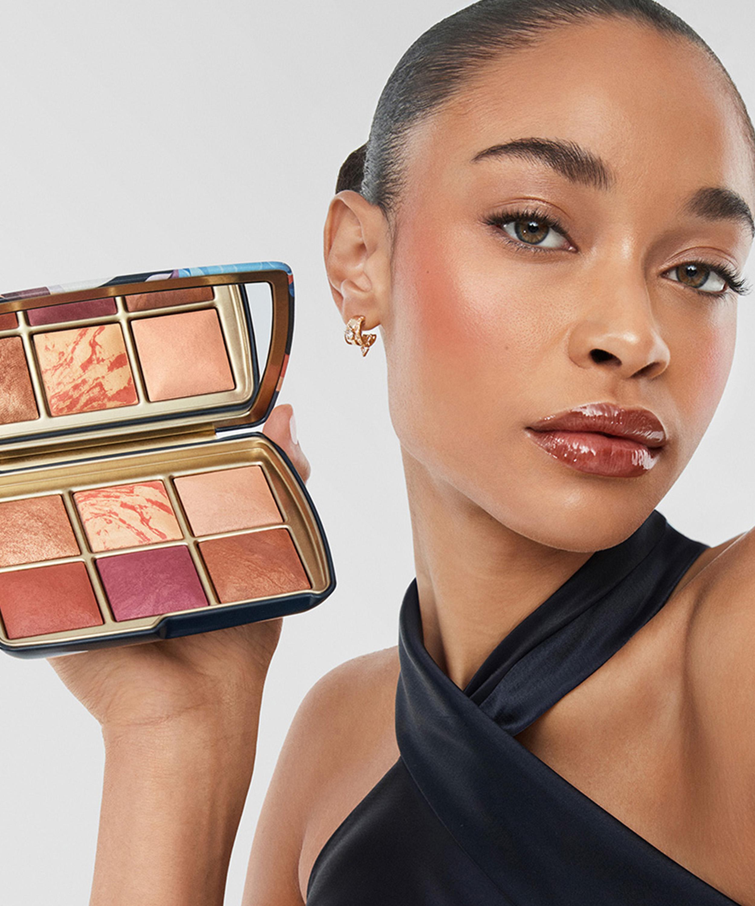 Hourglass - Ambient Lightning Palette Unlocked Edit image number 3
