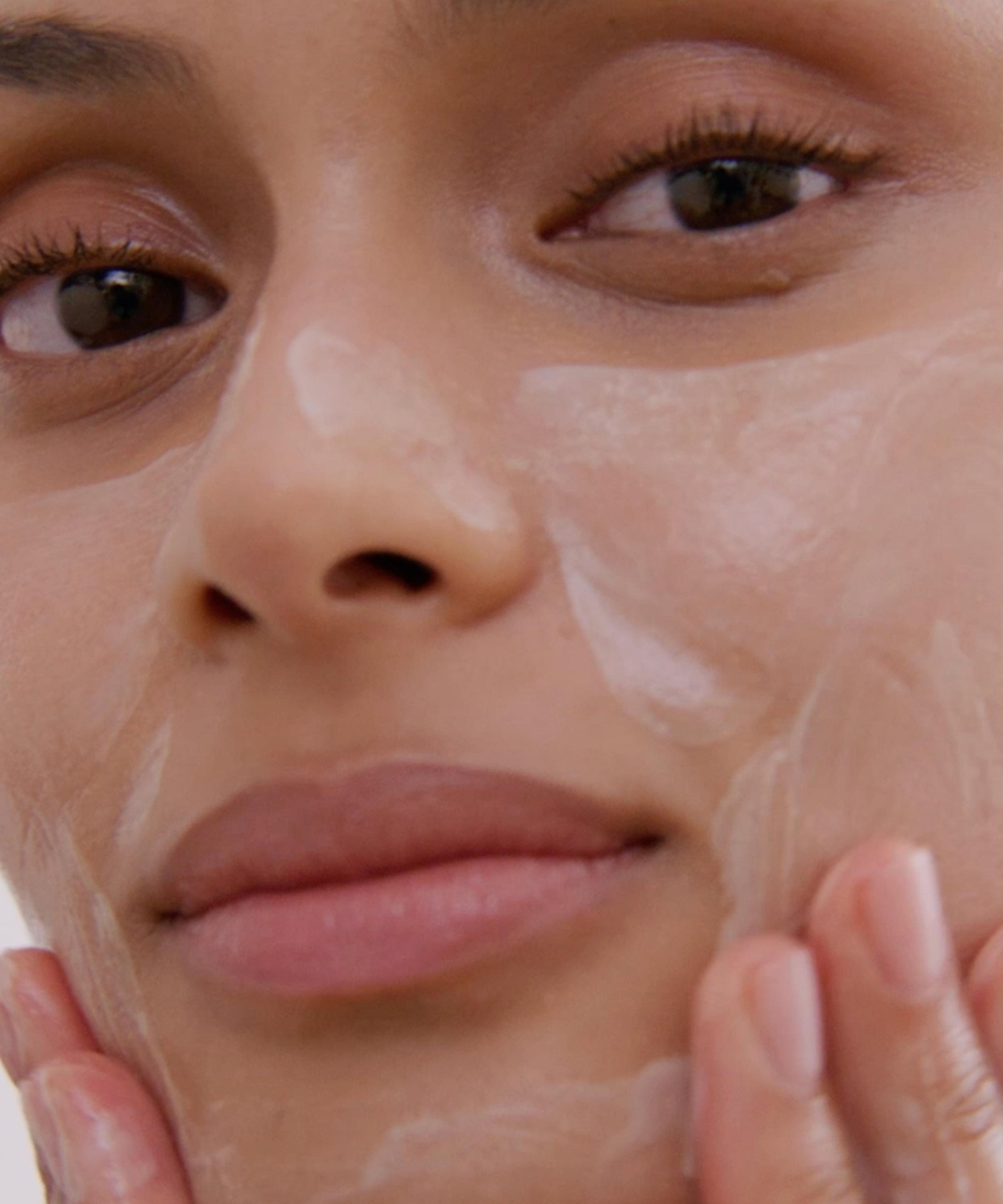 Dr. David Jack - Good Night Retinol Renewal Night Cream image number 4