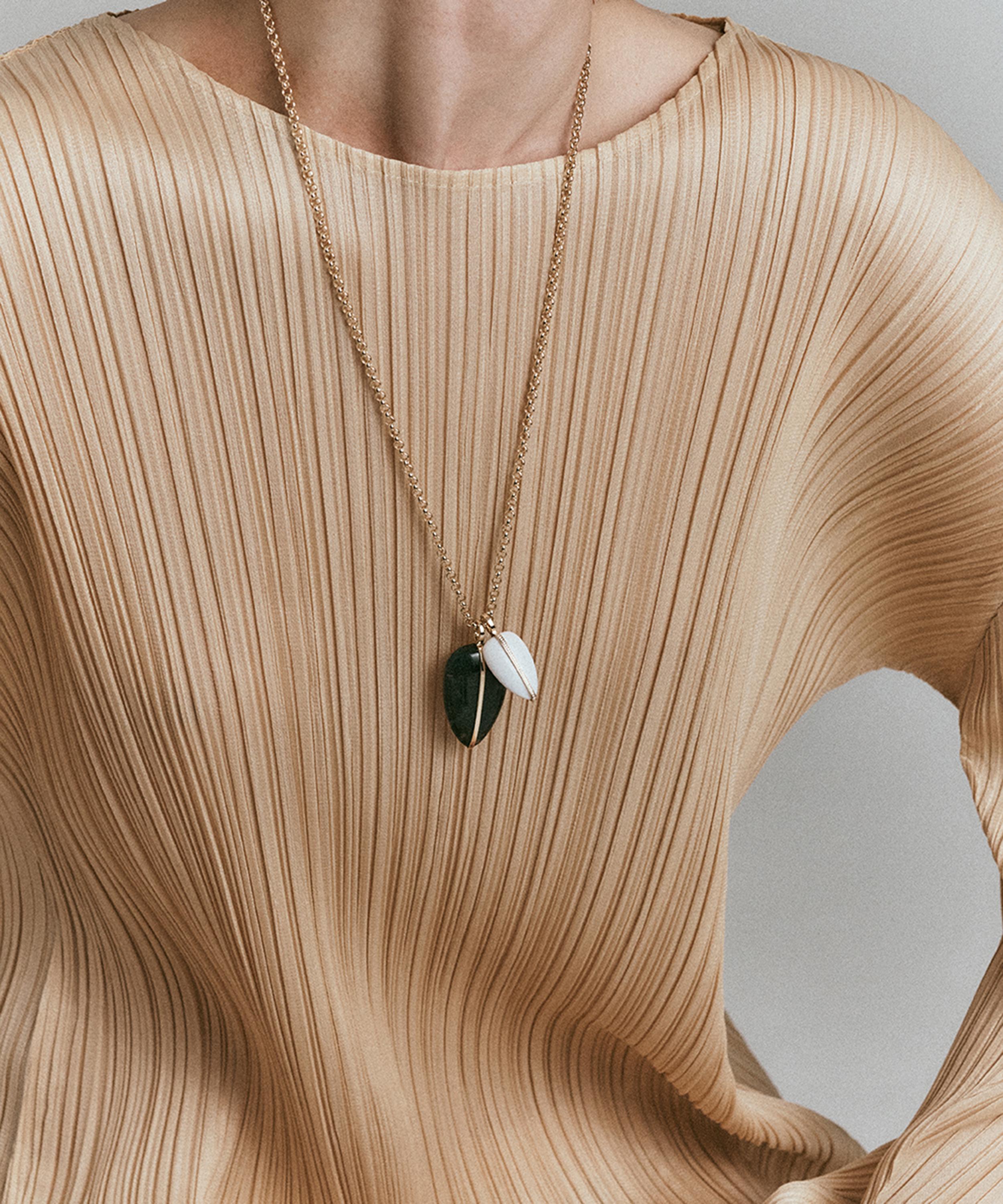 By Pariah - 14ct Gold XL Belcher Chain Necklace image number 2