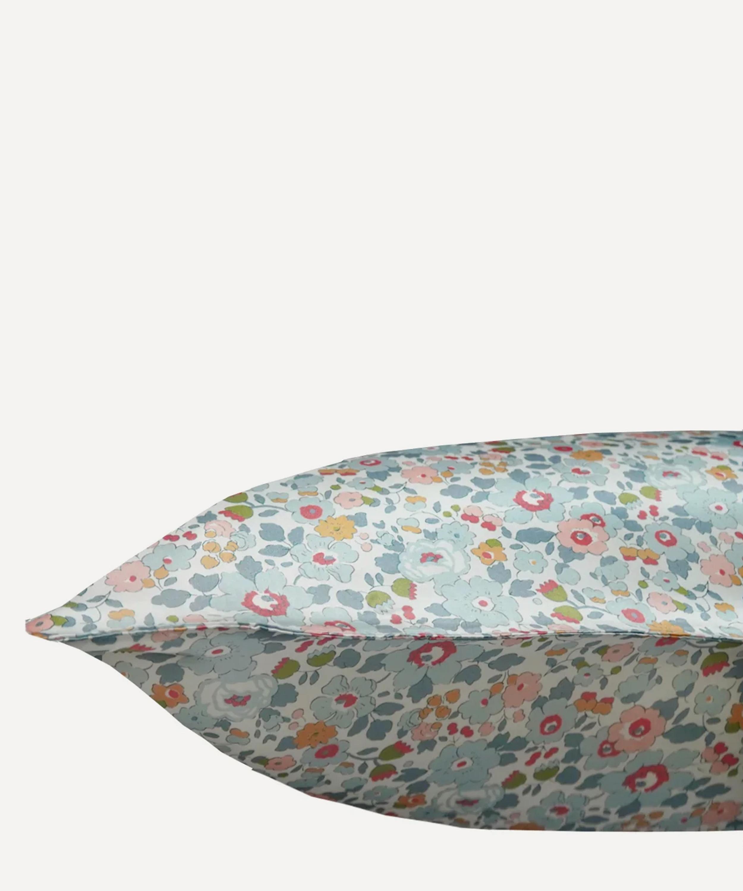 Coco & Wolf - Betsy Silk Pillowcase image number 1