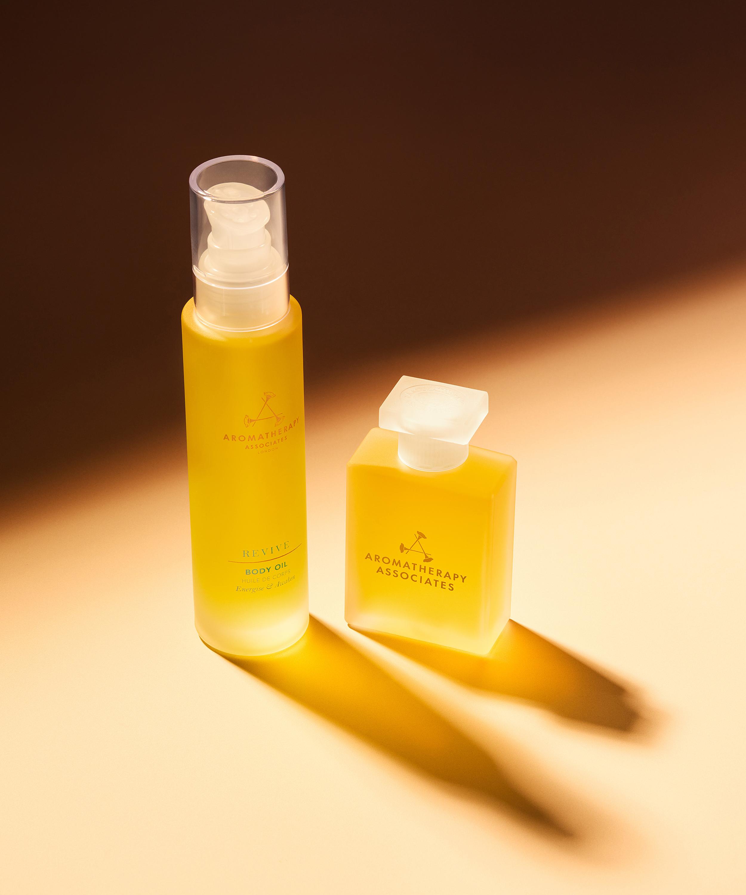 Aromatherapy Associates - Energise & Hydrate Heroes Set image number 5