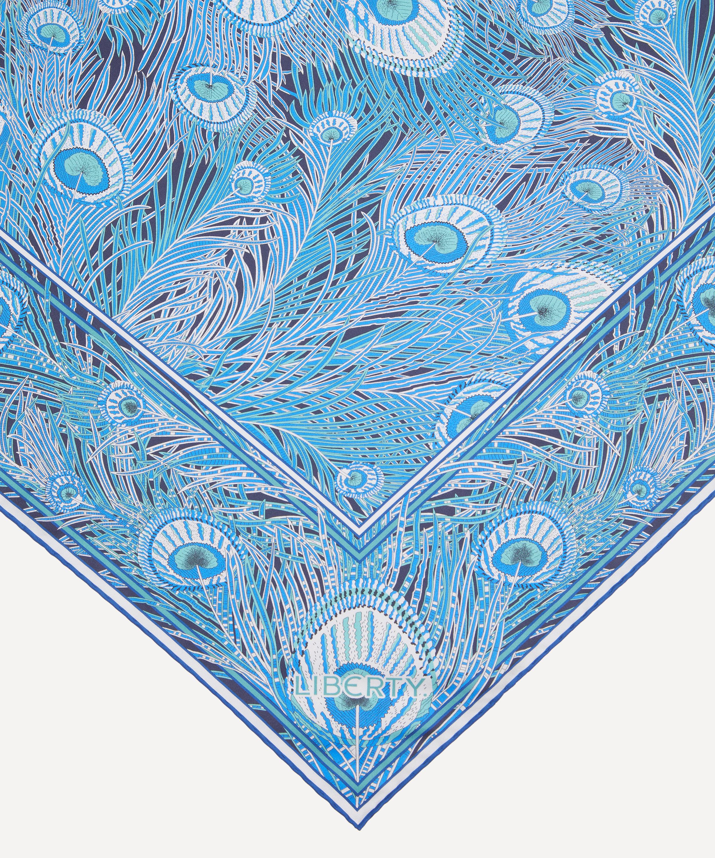 Liberty - Hera Triangle 100X140 Silk Scarf image number 3