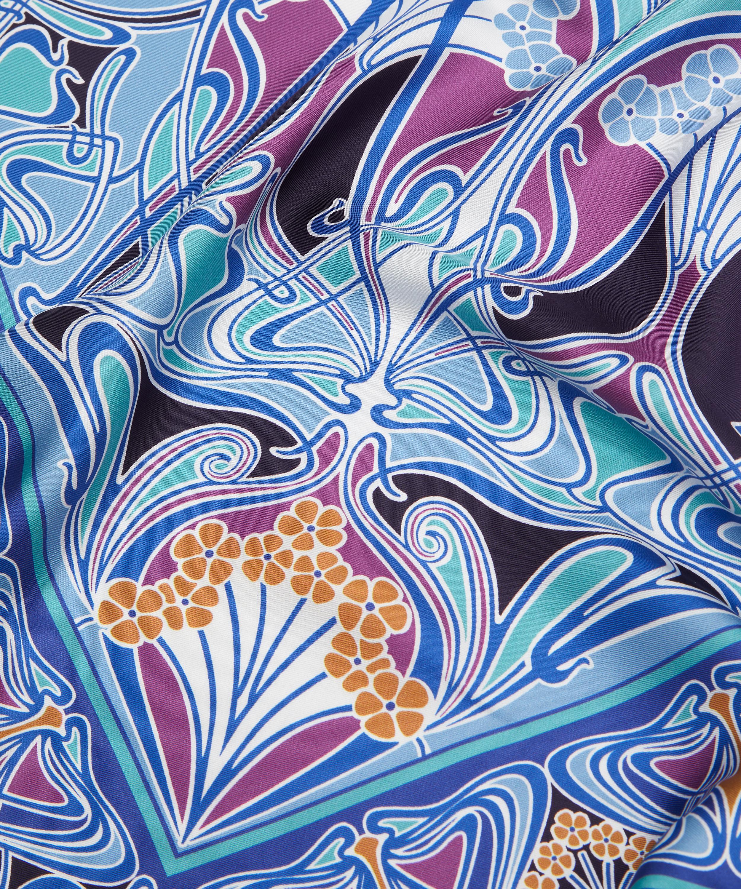 Liberty - Ianthe Triangle 100X140 Silk Scarf image number 3