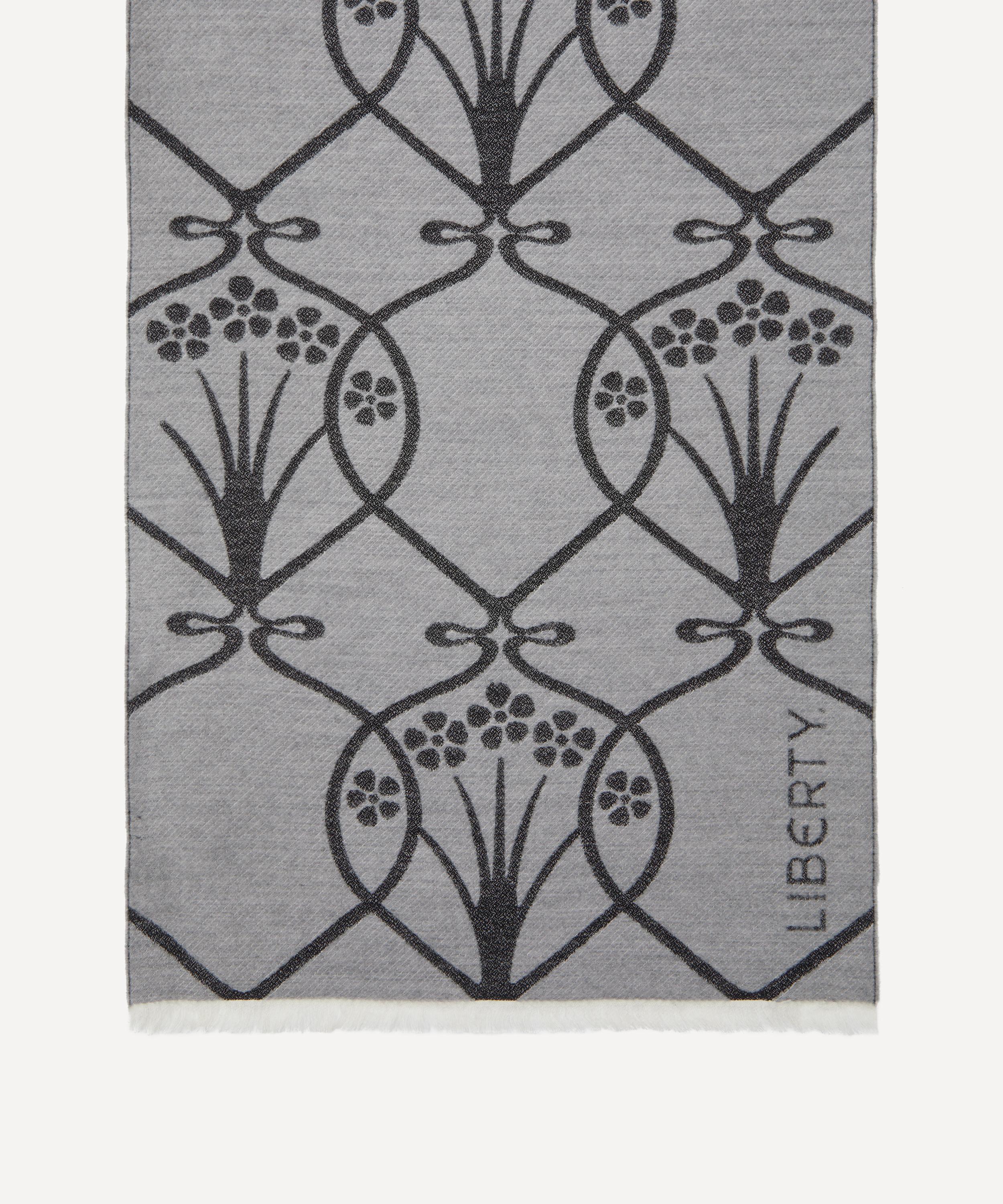 Liberty - Iphis Emboss Jacquard 45X200 Wool Scarf image number 2