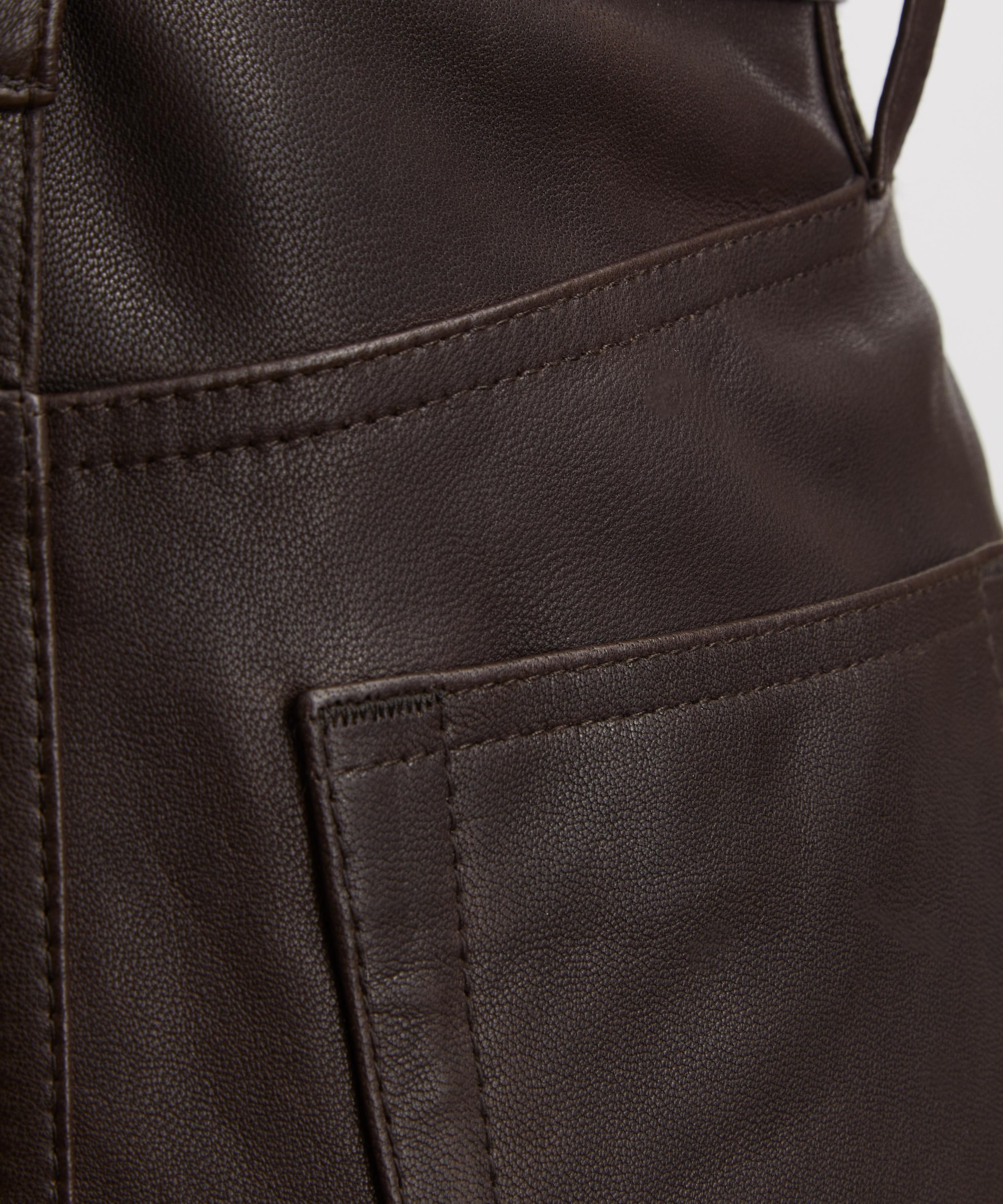 Frame - The Leather Scout Shorts image number 4