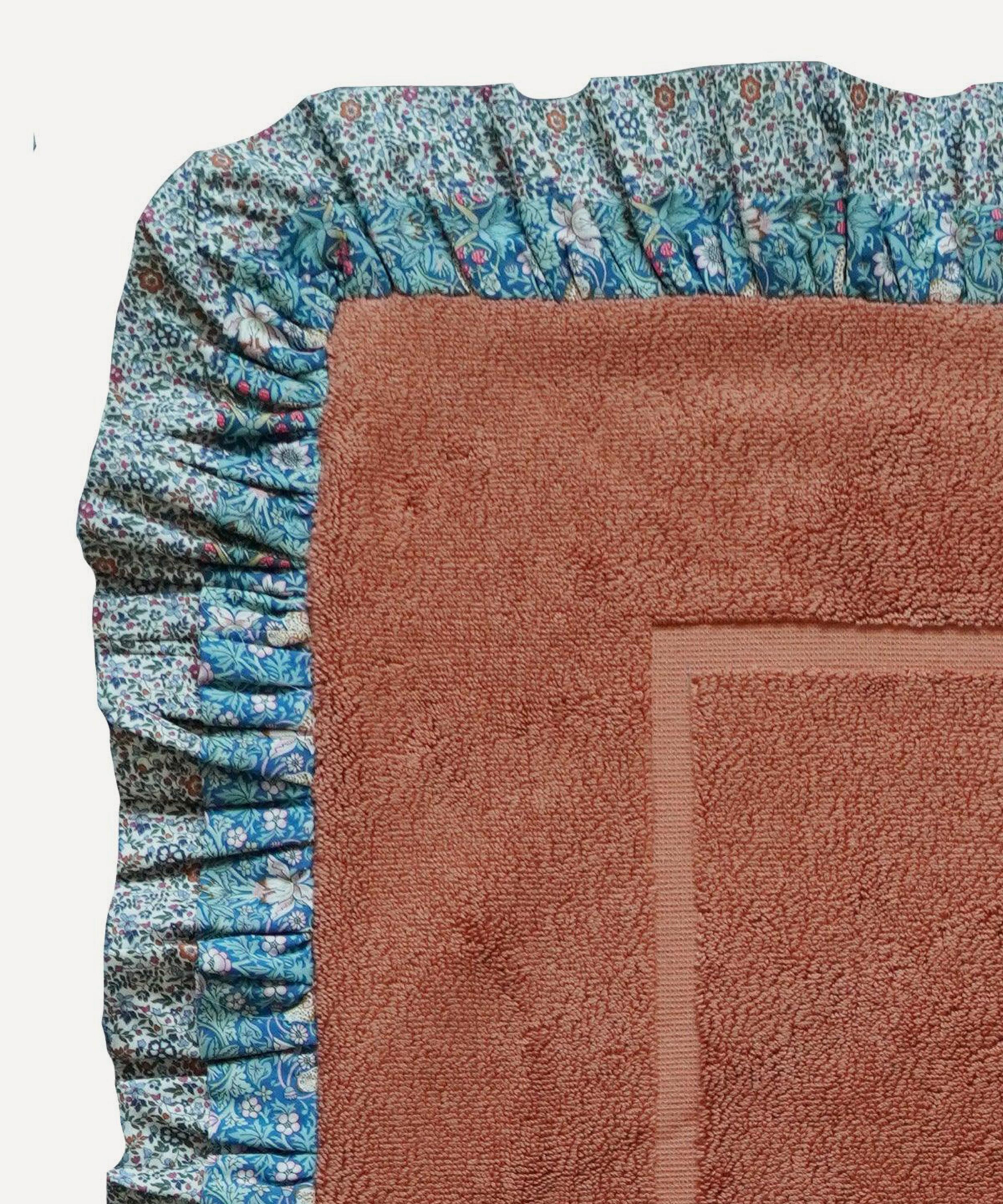 Coco & Wolf - Strawberry Thief and Katie and Millie Ruffle Edge Bath Mat image number 2