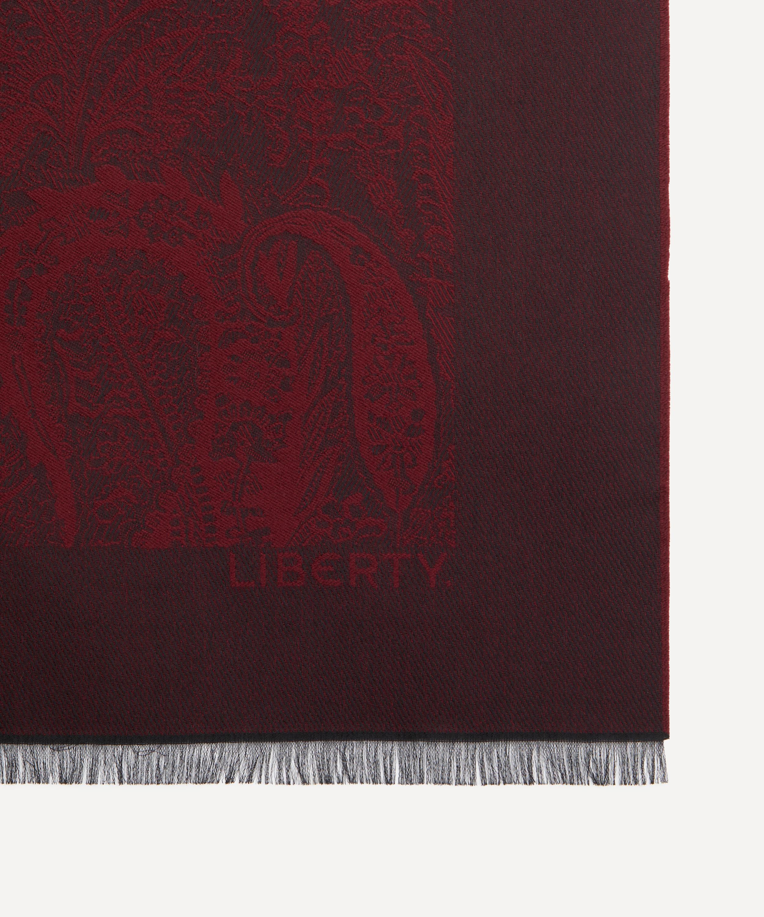 Liberty - Felix Paisley 70X180 Jacquard Scarf image number 3