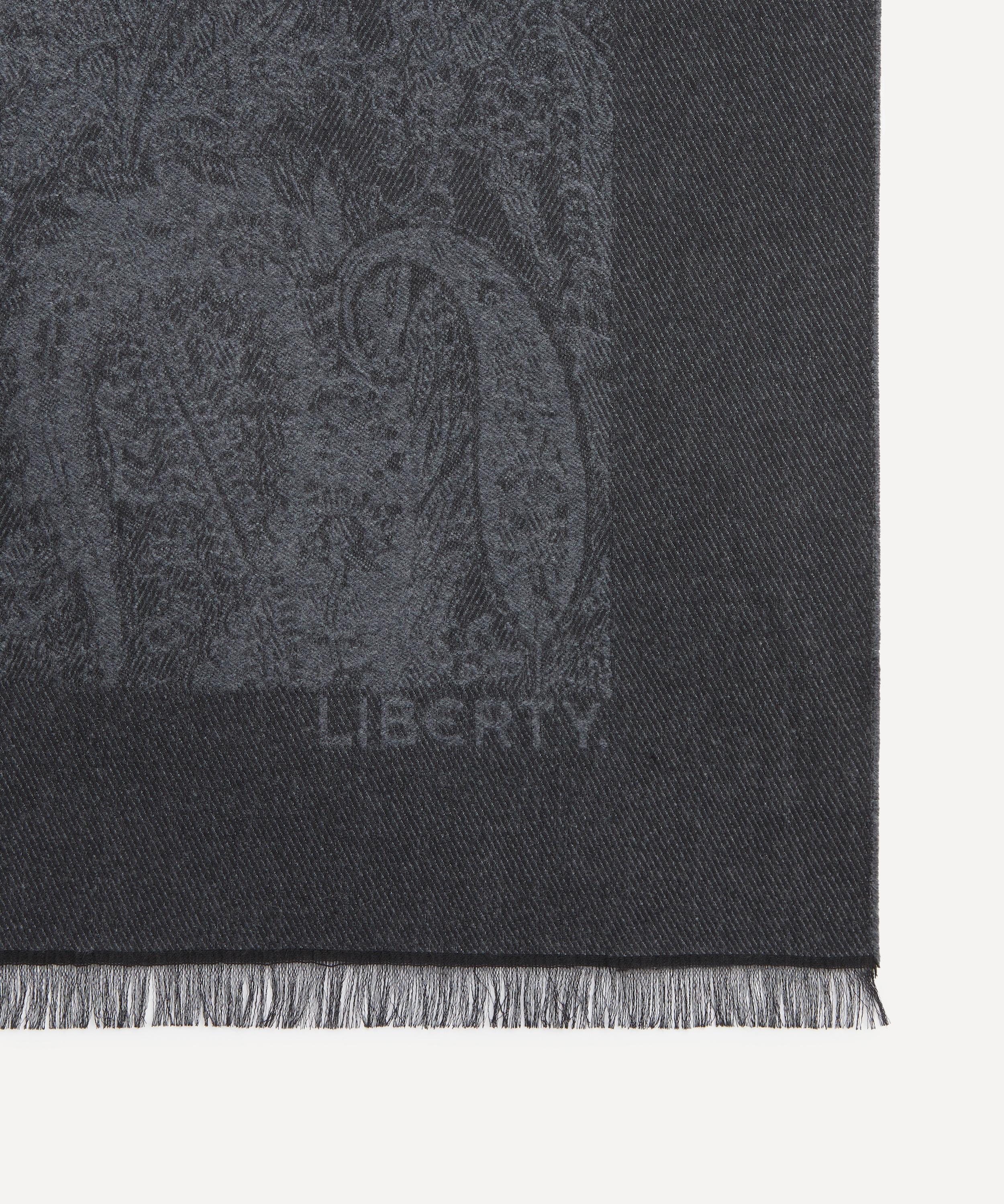 Liberty - Felix Paisley 70X180 Jacquard Scarf image number 3