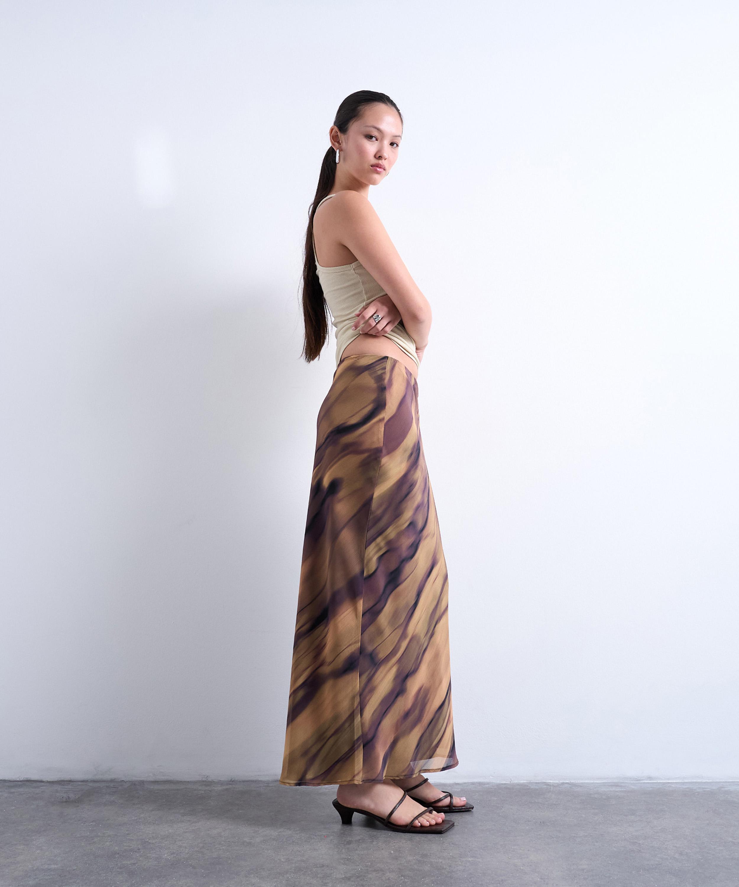 TOPSHOP - Woodgrain Chiffon Midi Skirt image number 2