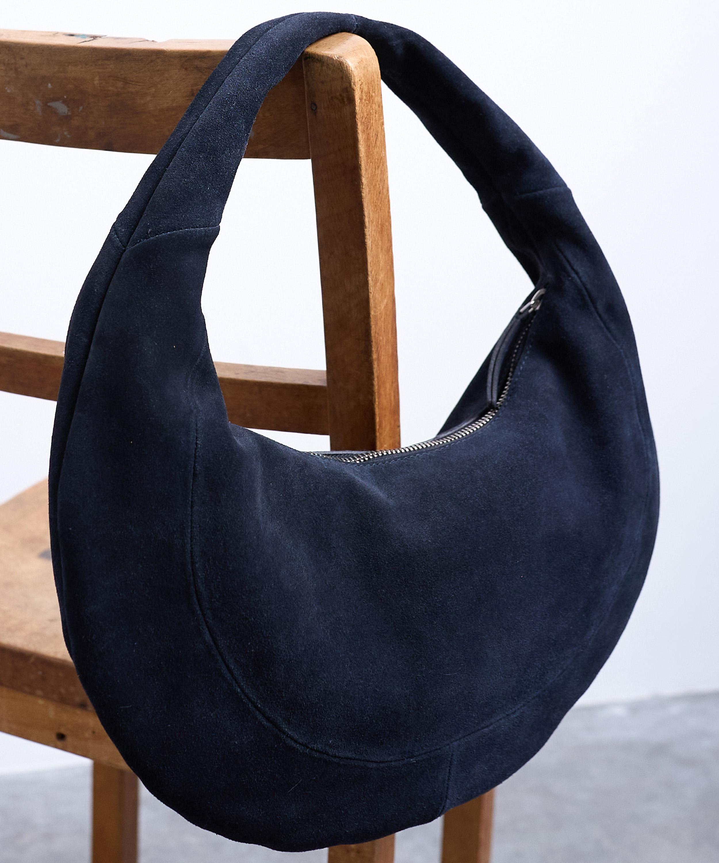 TOPSHOP - Navy Cian Suede Scoop Grab Bag