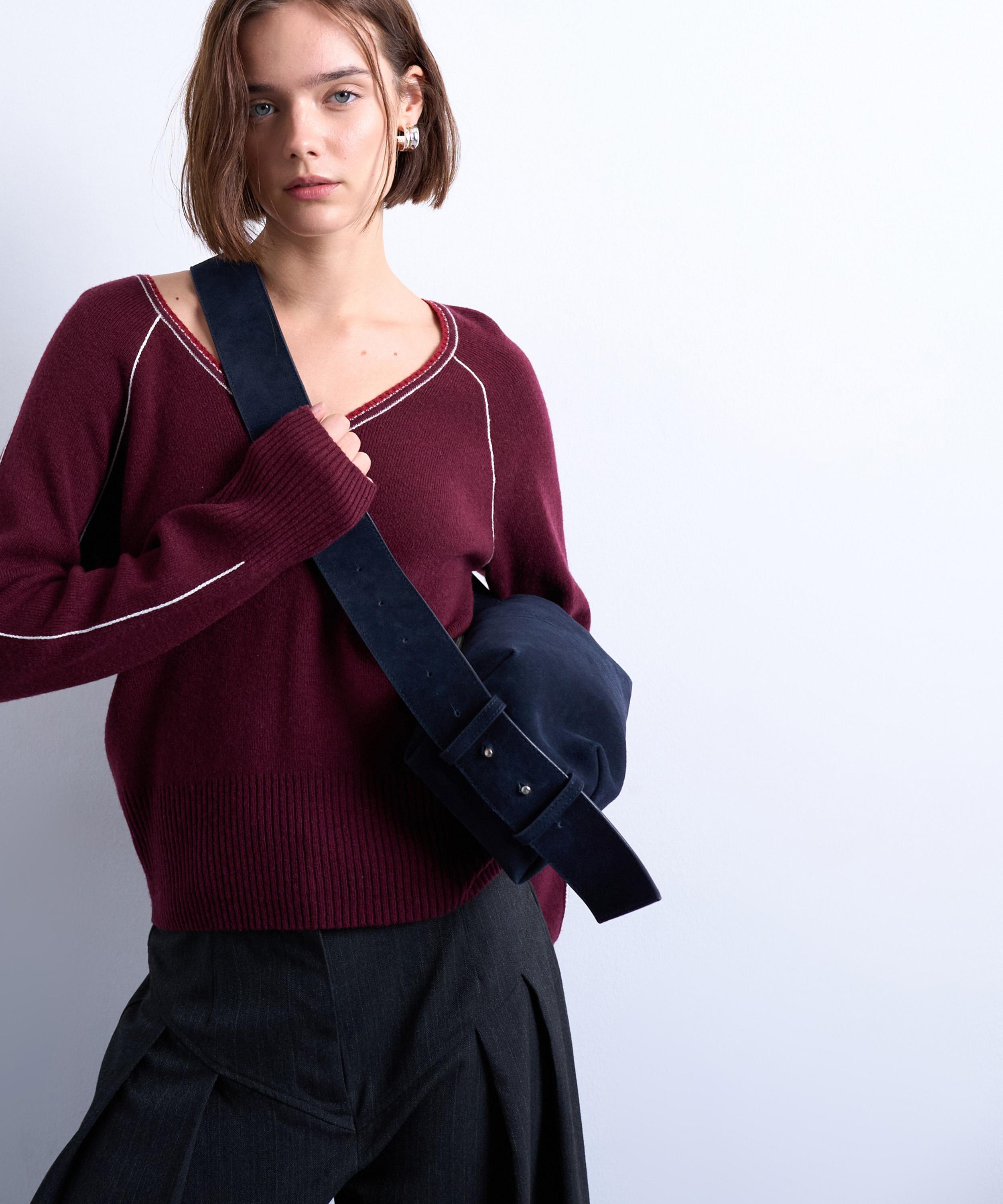 TOPSHOP - Chloe Suede Crossbody Bag image number 2