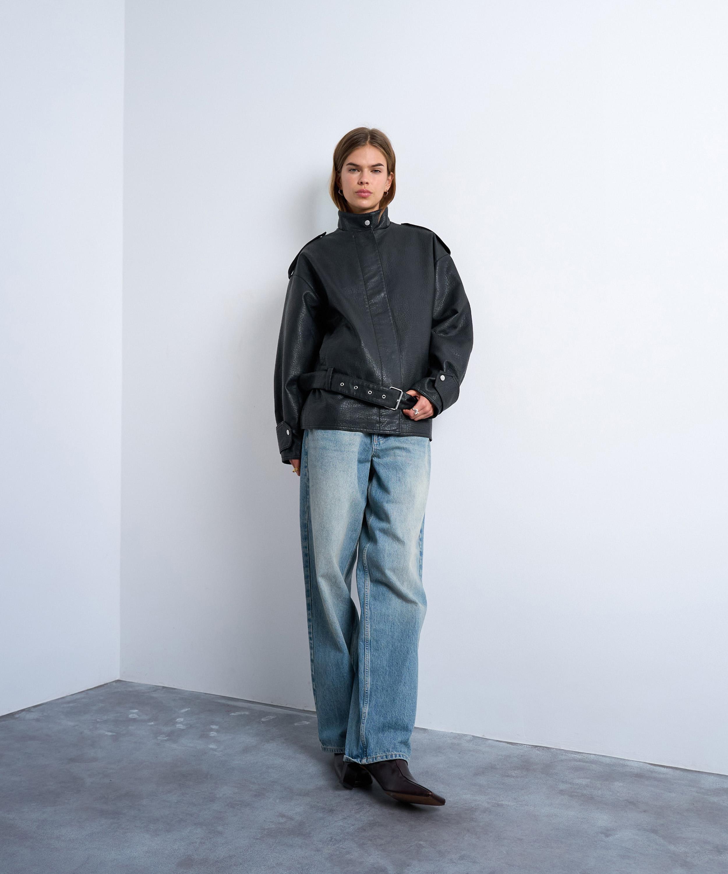 TOPSHOP - Black Faux Bubble Leather Belted Bomber Jacket image number 1