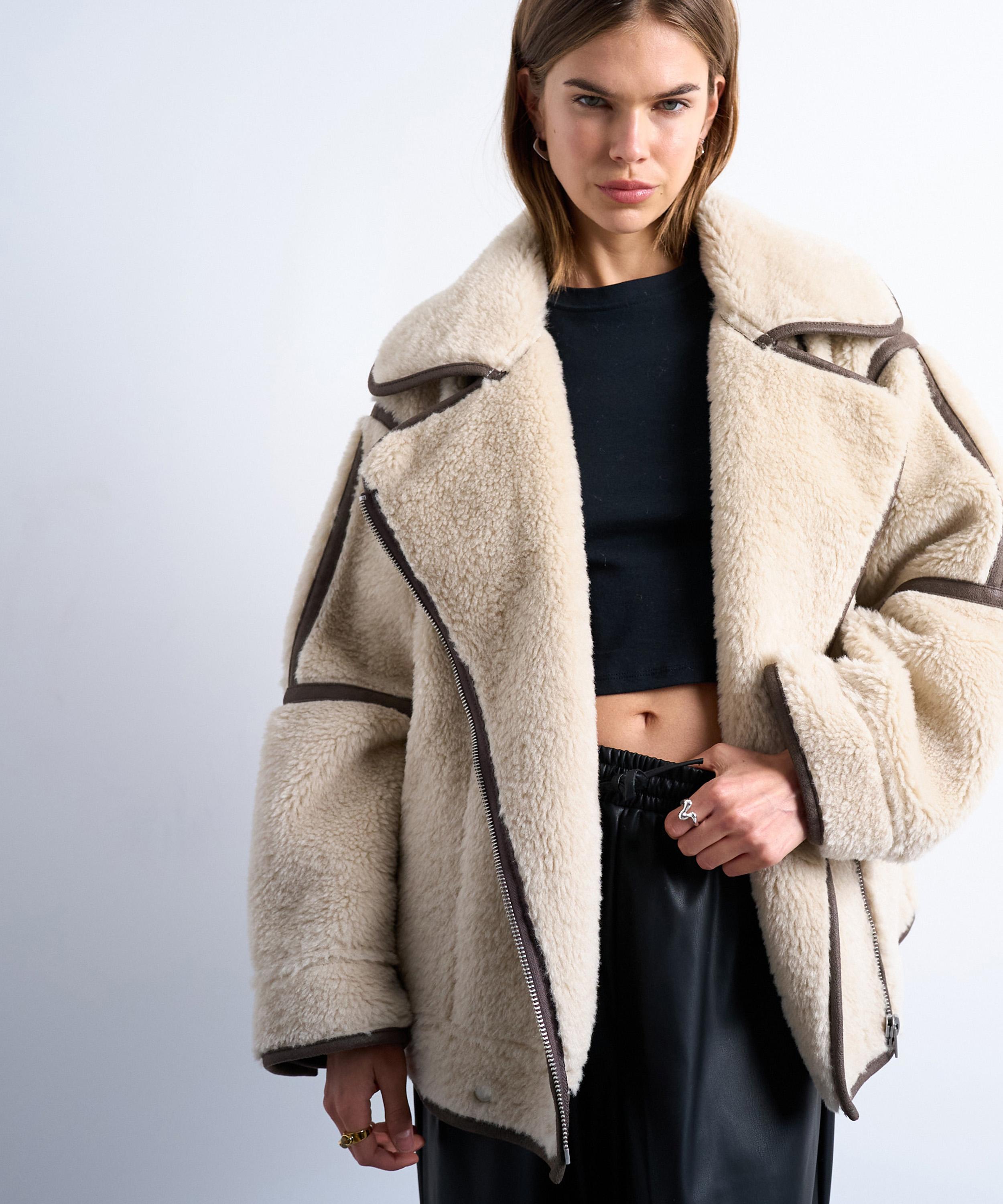 TOPSHOP - Cream Borg Oversized Aviator Jacket image number 0