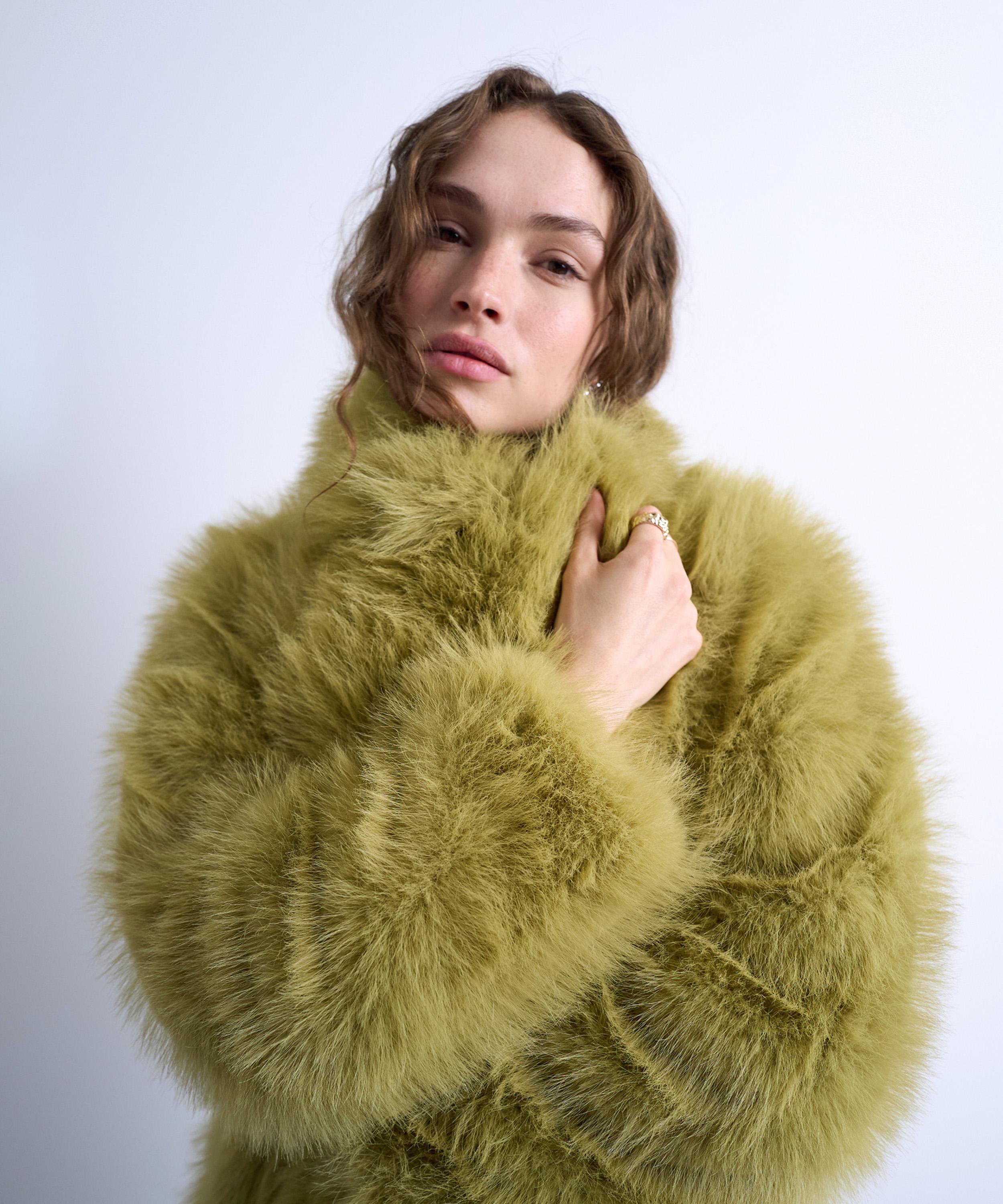 TOPSHOP - Green Faux Fur Super-Long Coat image number 2