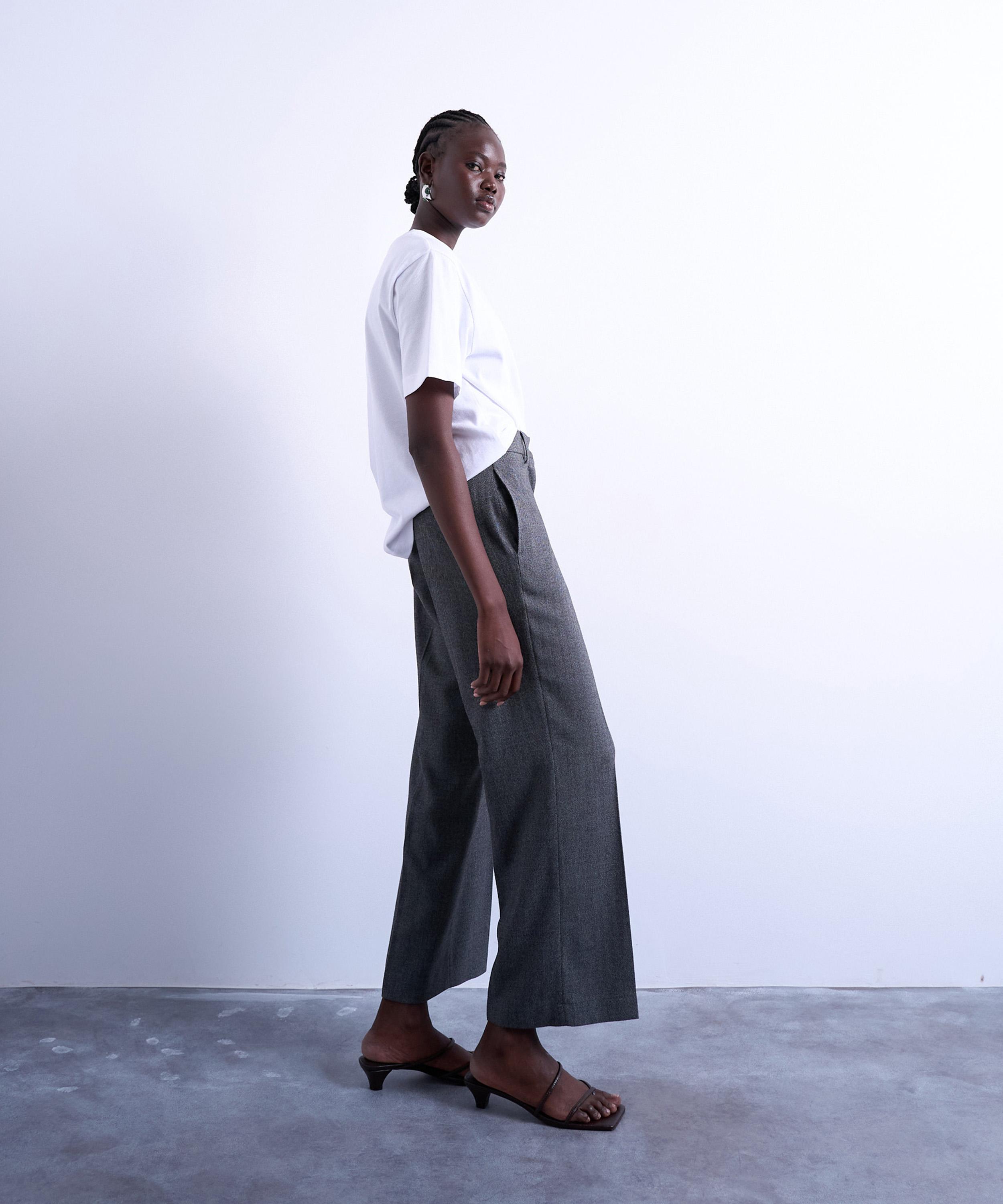 TOPSHOP - Grey Low-Slung Slouchy Straight-Leg Trousers image number 2
