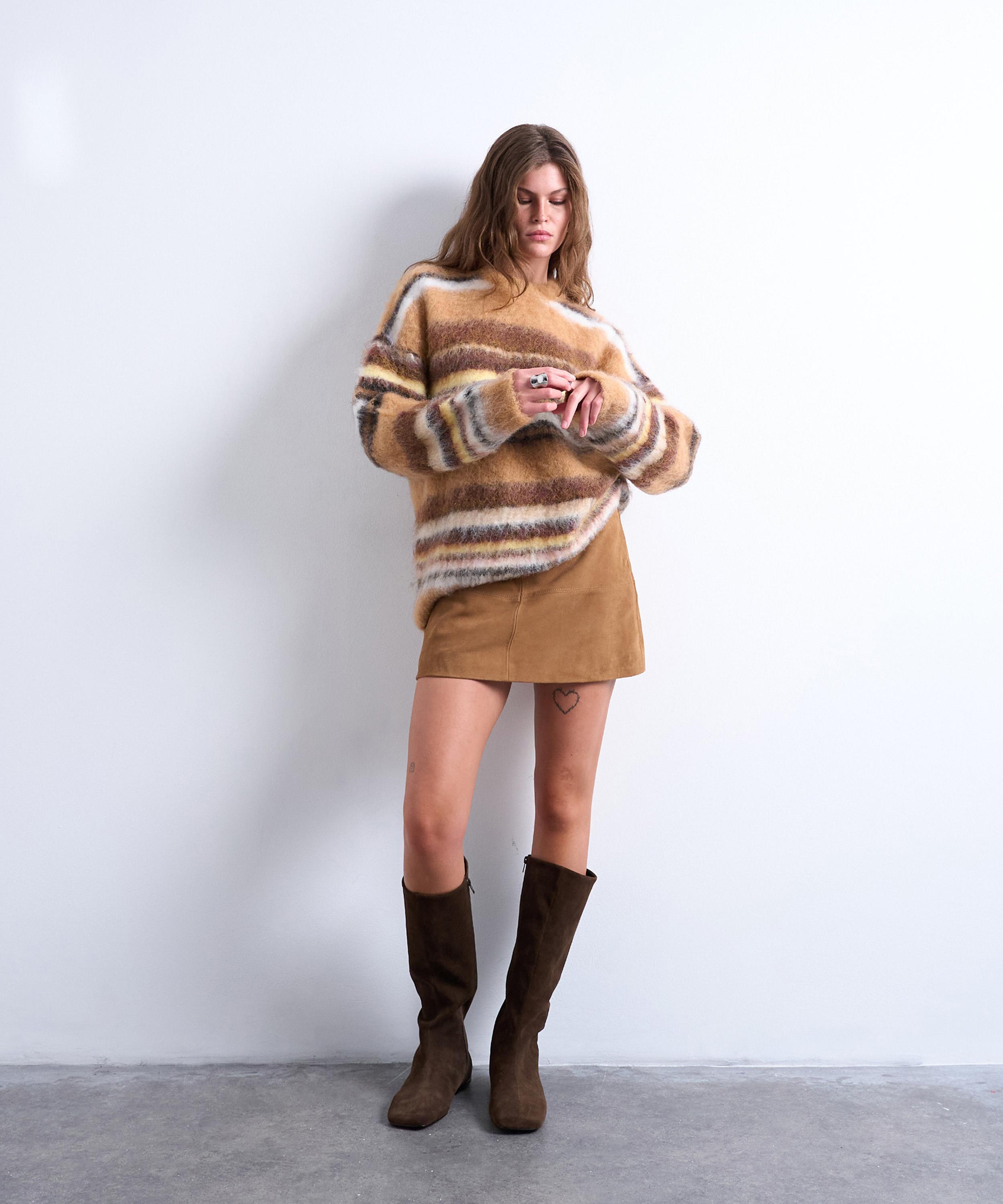 TOPSHOP - Neutral Knitted Fluffy Stripe Jumper image number 1
