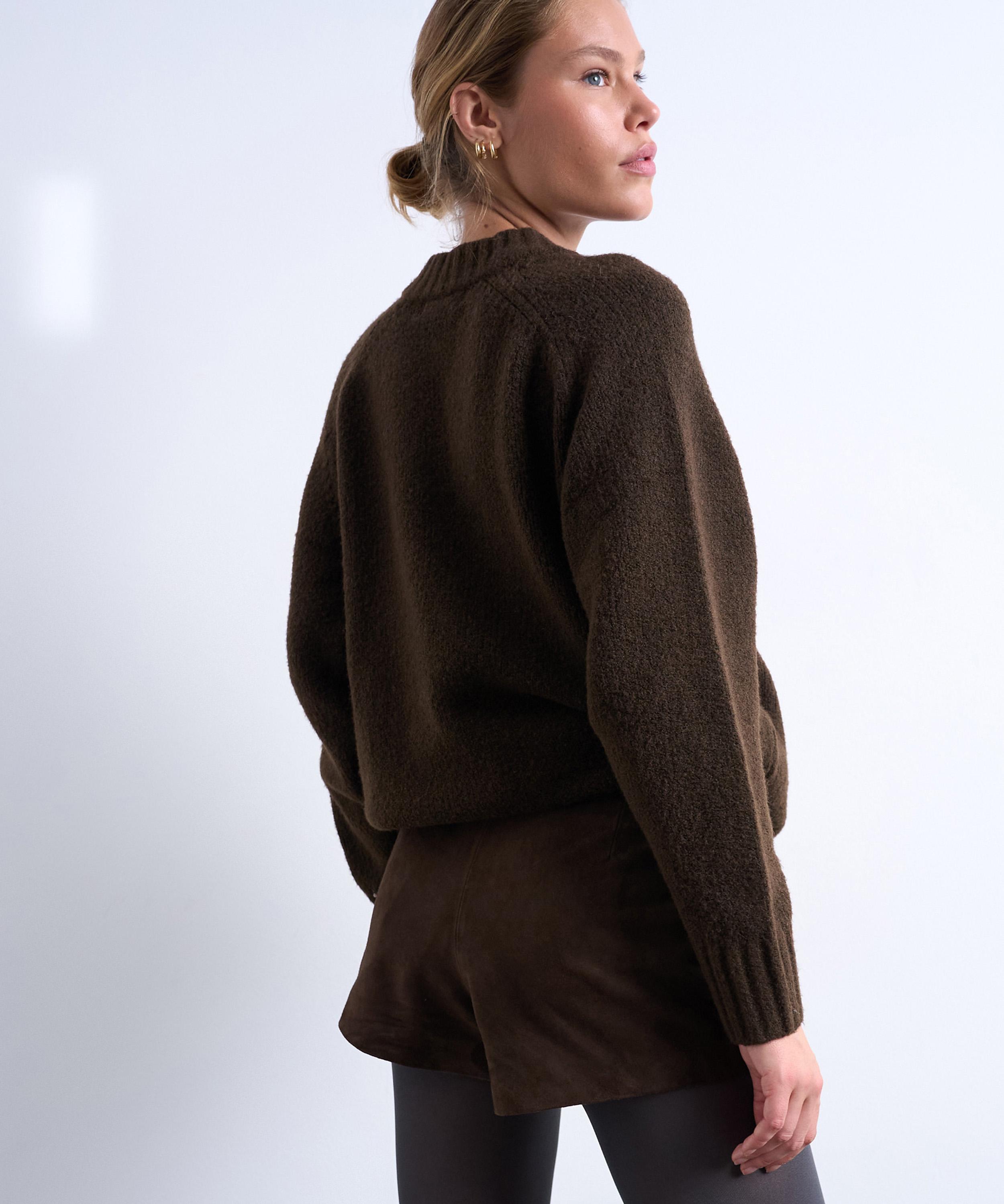 TOPSHOP - Green Co-Ord Suede Shorts image number 4