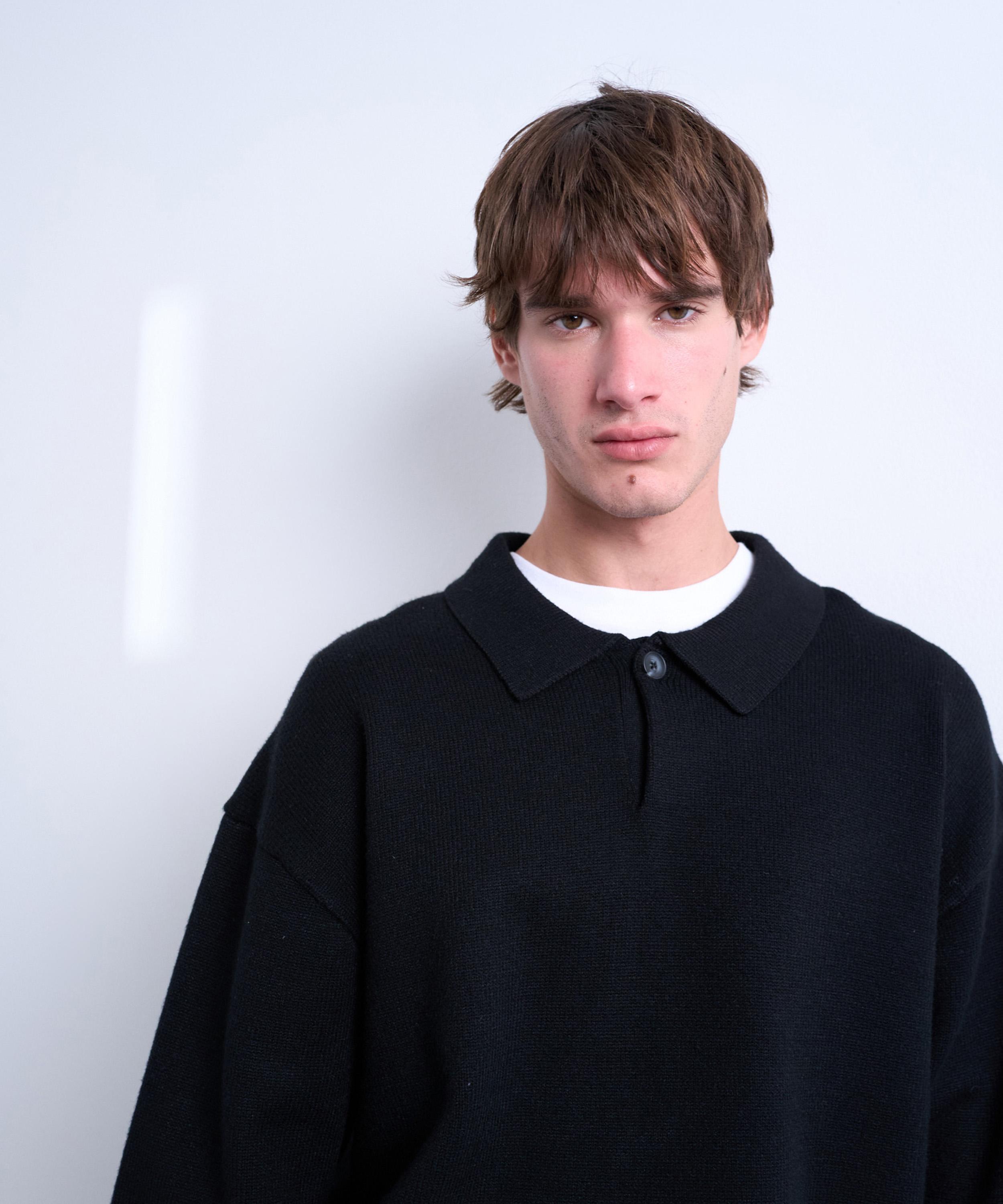 TOPMAN - Black Knitted Smart Polo Jumper image number 2